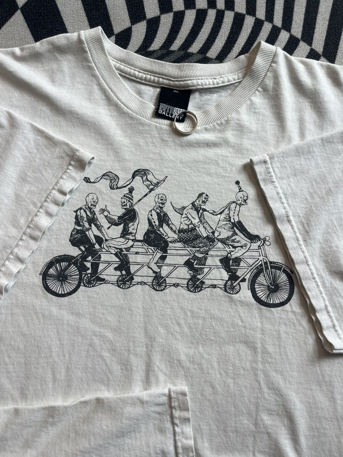 Arts & Science Vintage Jeremy Fish Tandem Bicycle by Fifty24SF 00’s Tshirt Size US XL / EU 56 / 4 - 7 Thumbnail