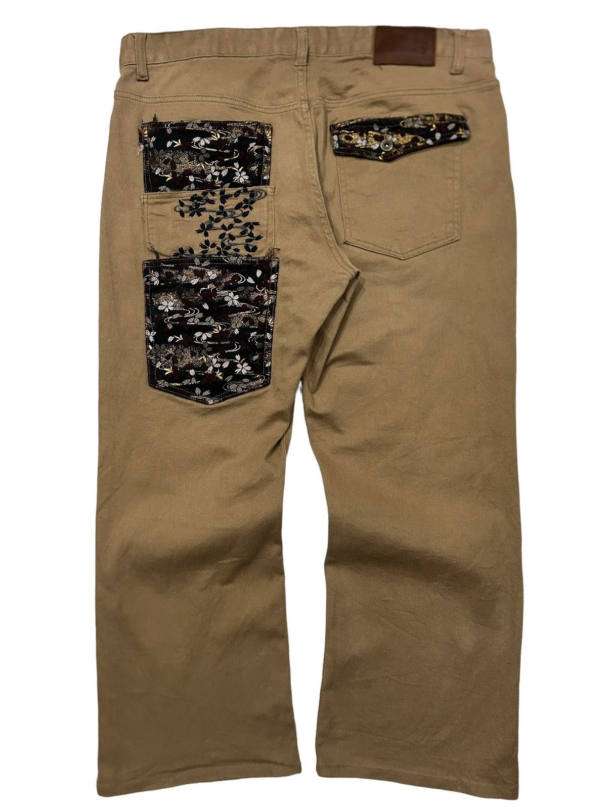 Triple Pocket Karakuri Tamashi Flowers Embroidery Sukajan