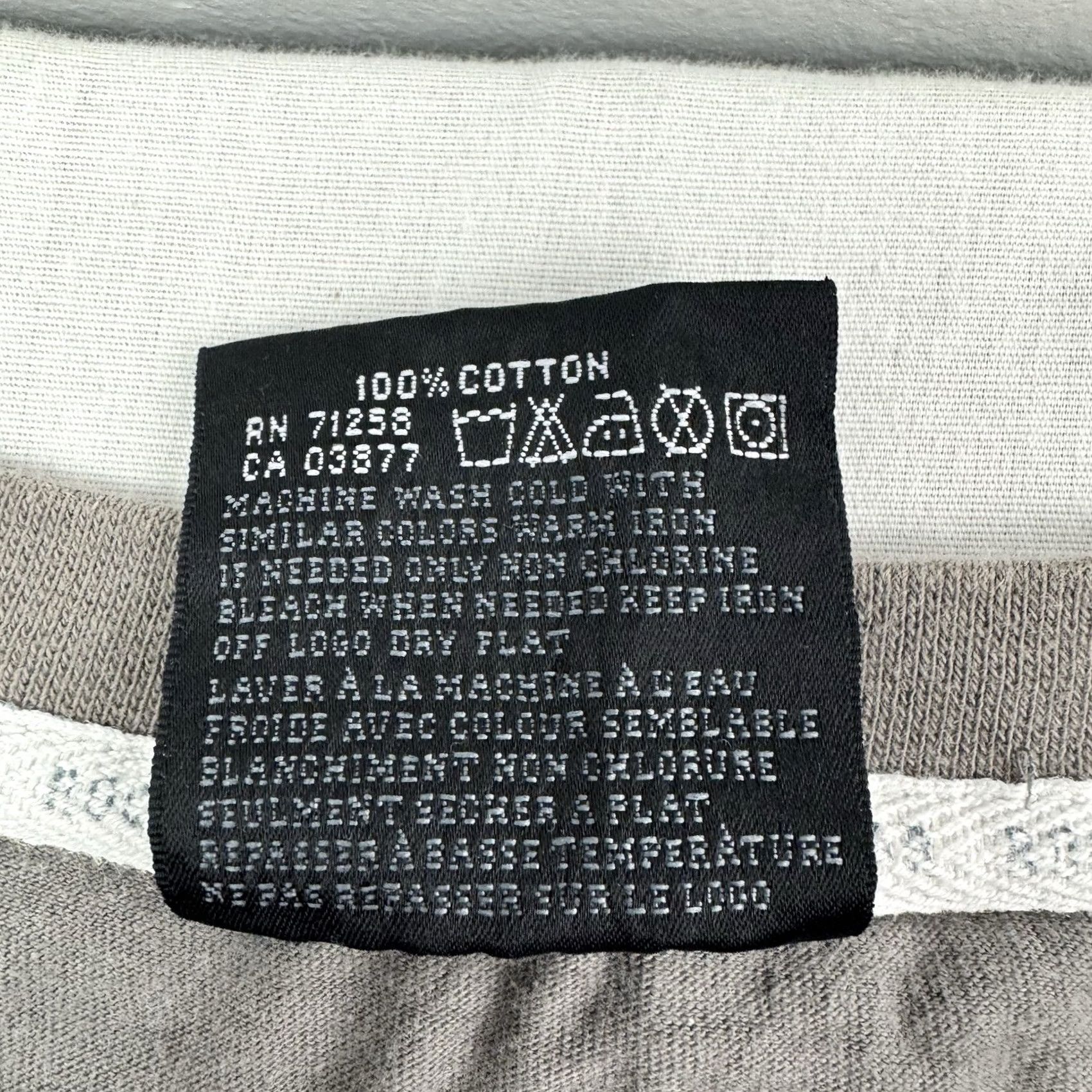 Rocawear VINTAGE Rocawear T Shirt Adult 2XL Gray Cotton Short Sleeve Crew Neck 90s Y2K Hip Hop Punk United States Of Rocawear Mens Size US XXL / EU 58 / 5 - 6 Thumbnail