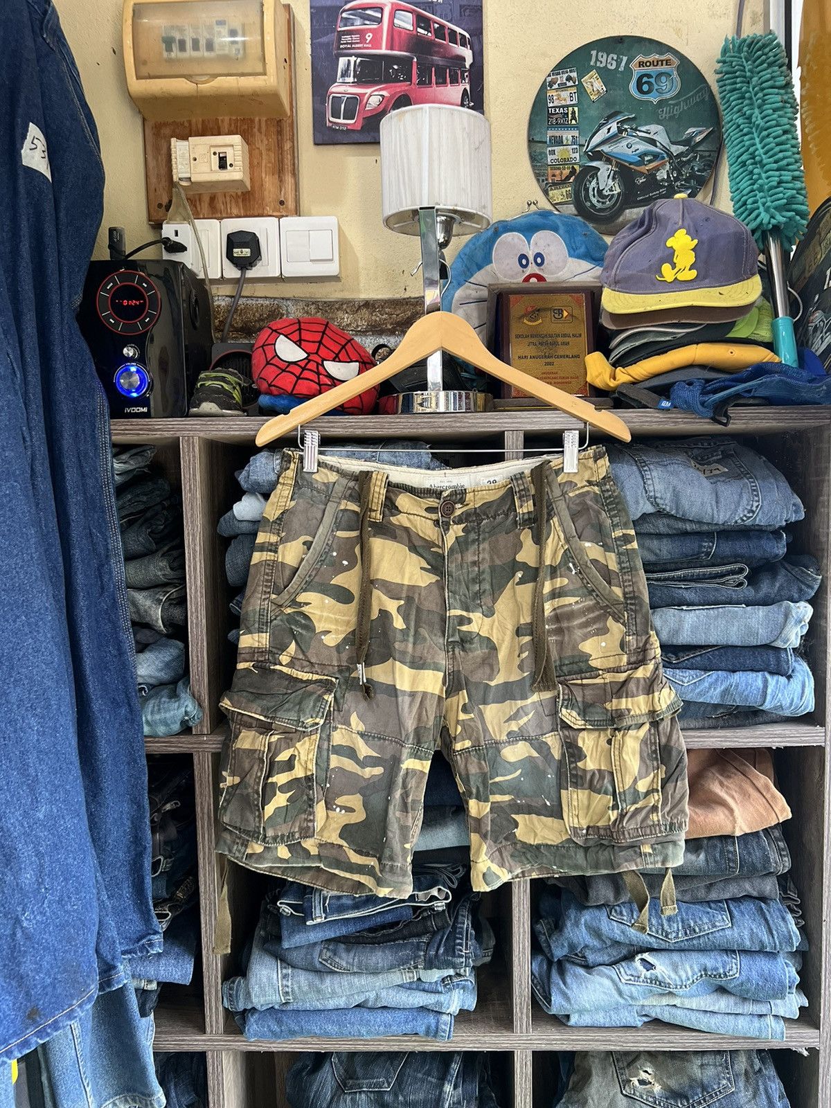 Abercrombie & Fitch 🔥Vintage Abercrombie & Fitch Camo Short Pant Cargo Size US 31 - 1 Thumbnail
