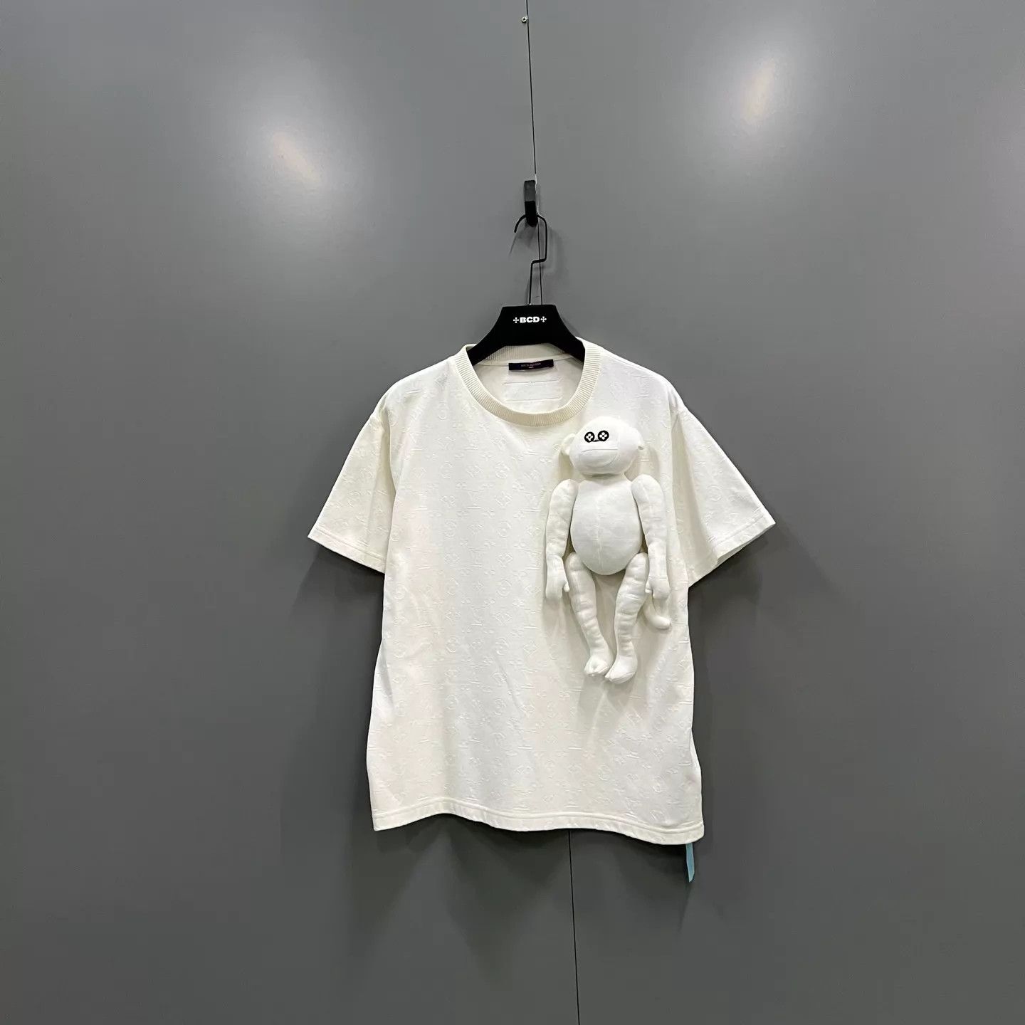Louis Vuitton LV Toy Charm Crewneck Short Sleeve L 98 New Size US L / EU 52-54 / 3 - 1 Thumbnail