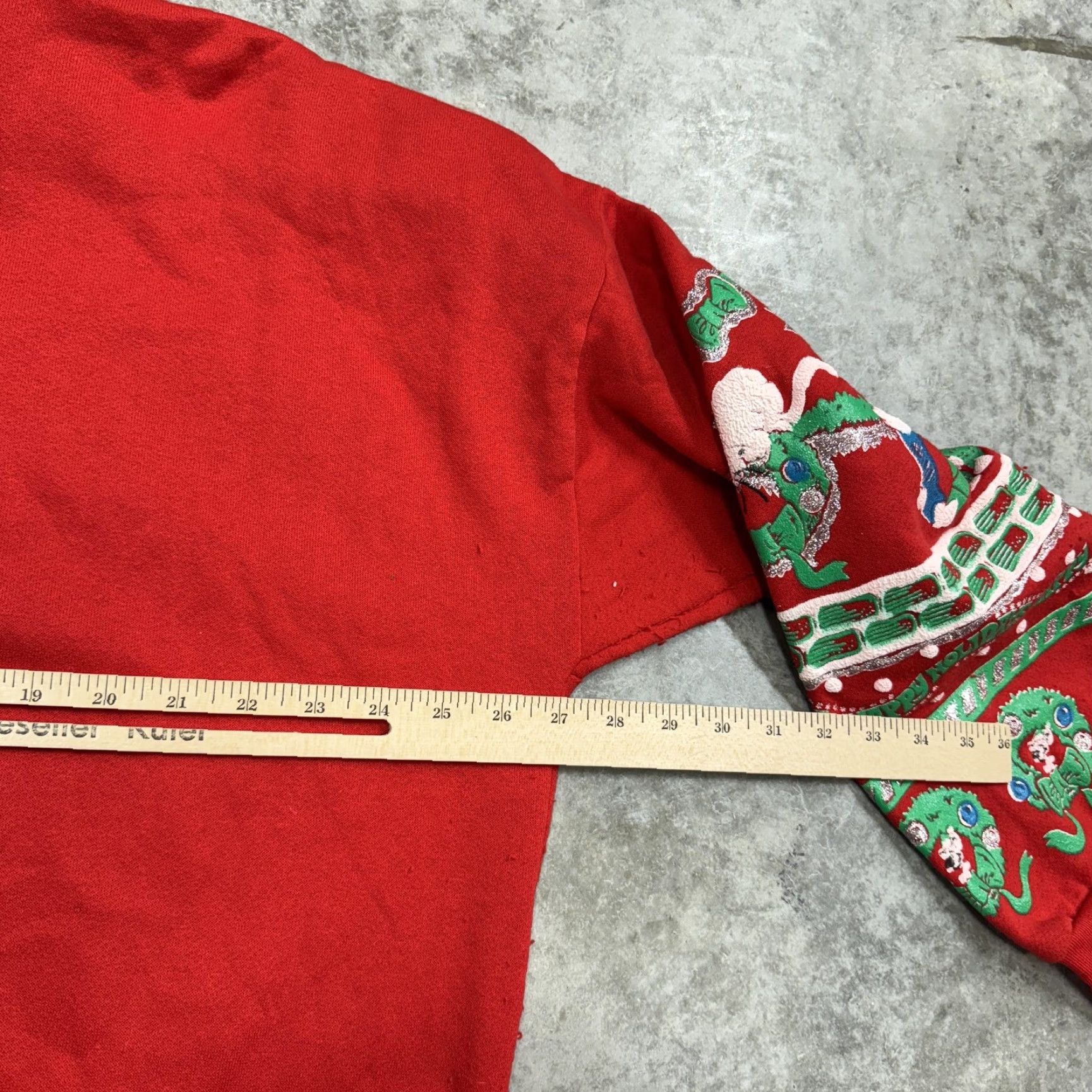 Vintage VINTAGE Kicks Sweatshirt Mens XL Red Christmas Elf Wreath Happy Holidays 80s Graphic Print Knit Crew Neck Pullover Sweater Size US XL / EU 56 / 4 - 7 Thumbnail