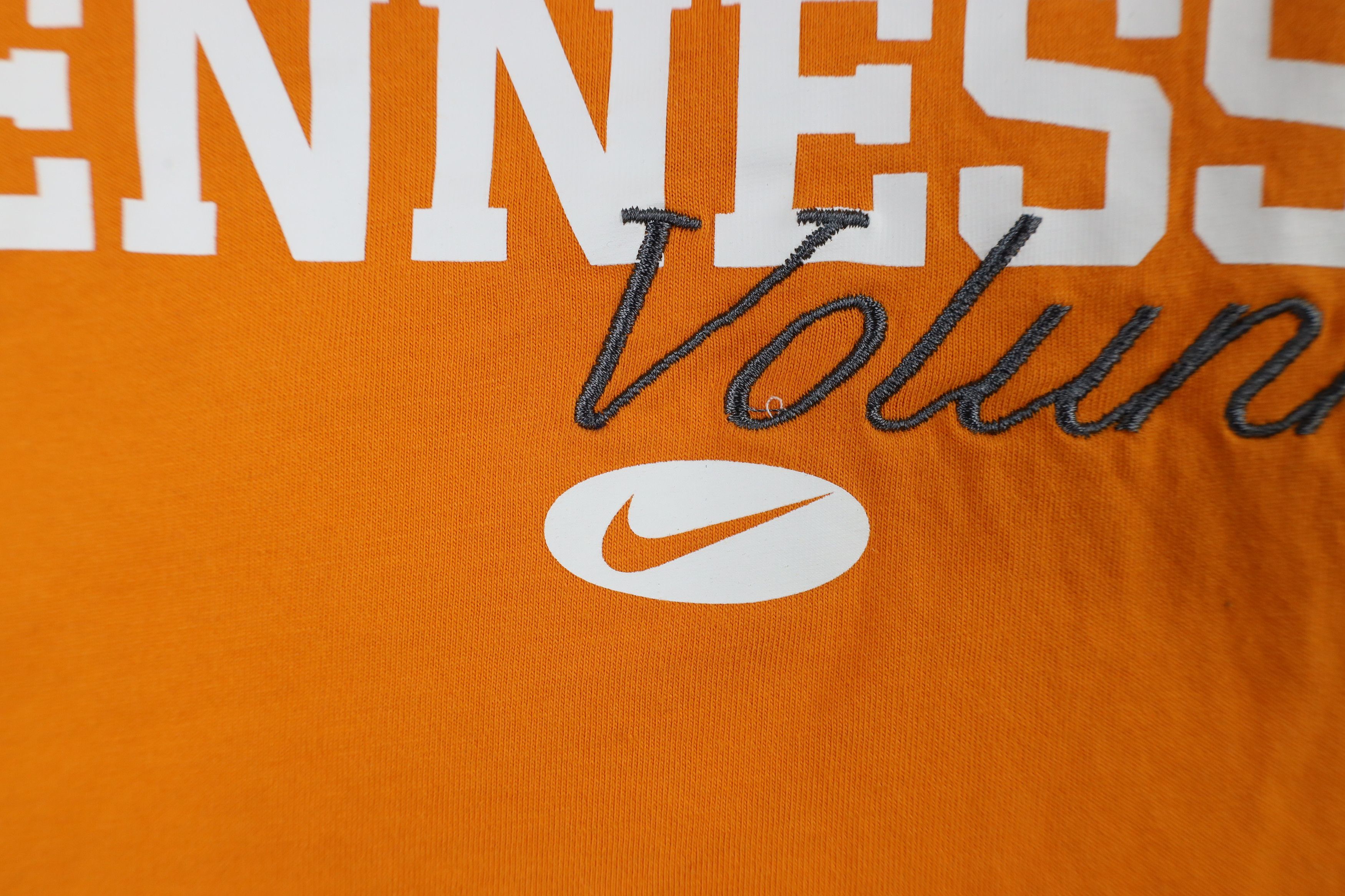 Nike × Vintage Nike Scott Center Swoosh University of Tennessee T-Shirt Size L / US 10 / IT 46 - 5 Thumbnail