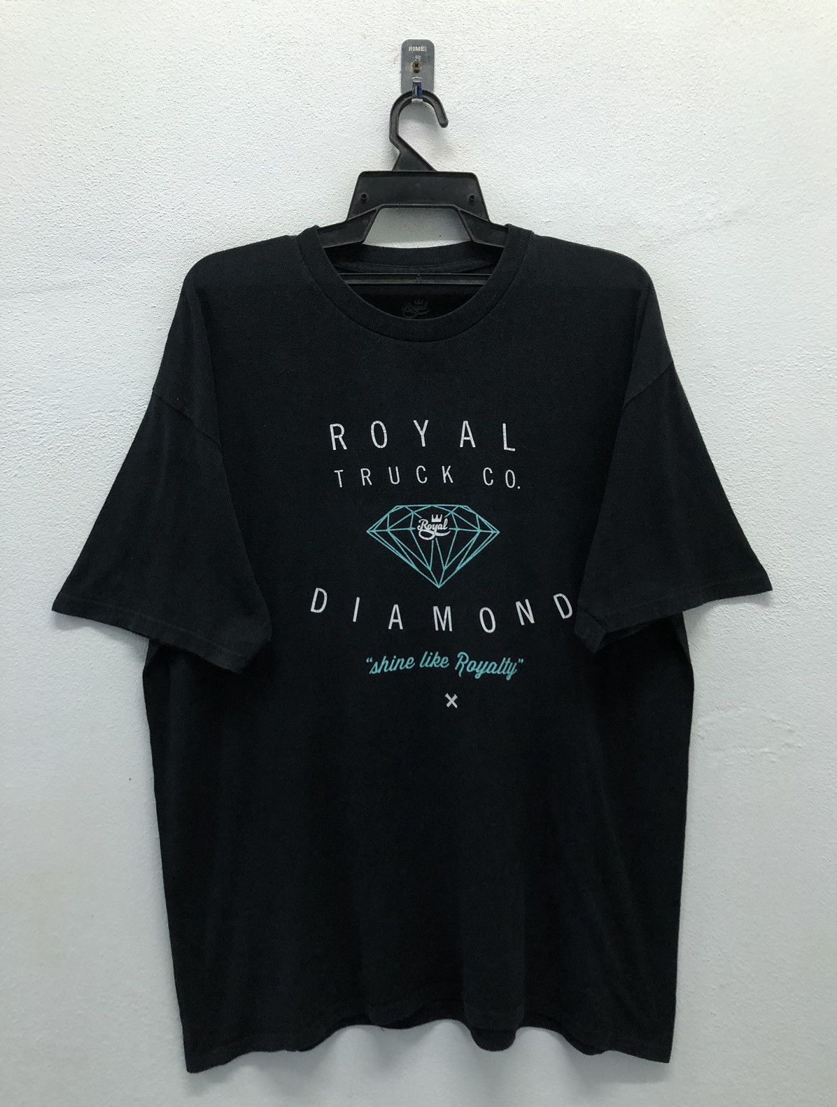 Vintage Vintage Royal Truck Co. Diamond Made In Usa T-Shirt Size US XL / EU 56 / 4 - 1 Thumbnail