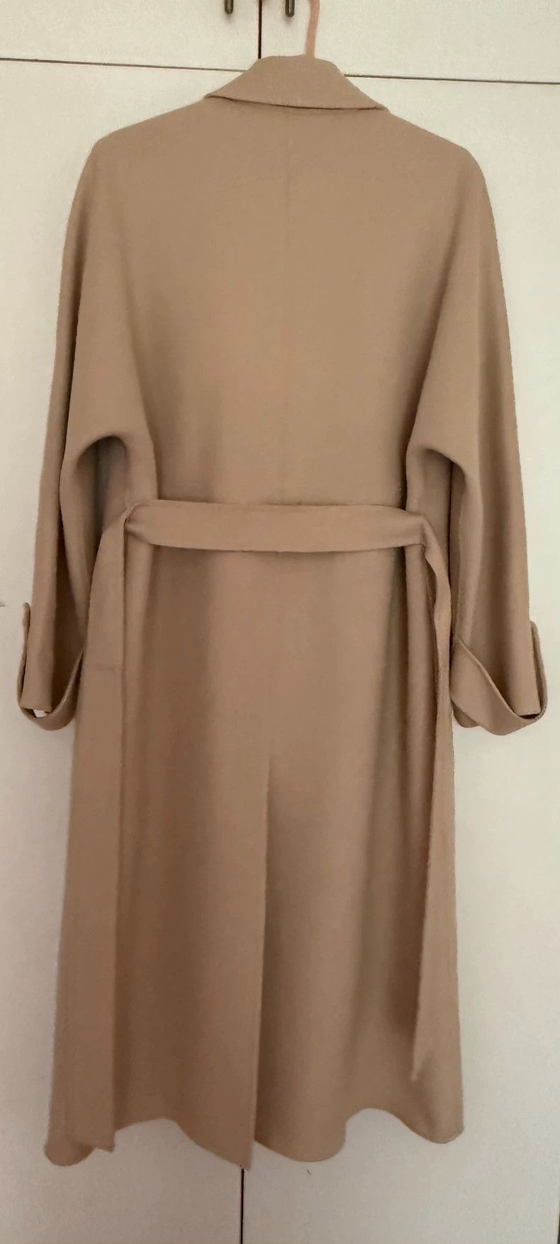 Max Mara Max Mara Light Brown coat Size M / US 6-8 / IT 42-44 - 2 Thumbnail