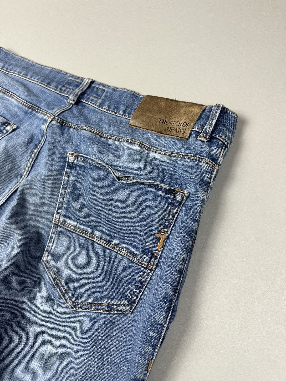 Trussardi Trussardi Tapered Washed Blue Jeans Size US 33 - 2 Thumbnail