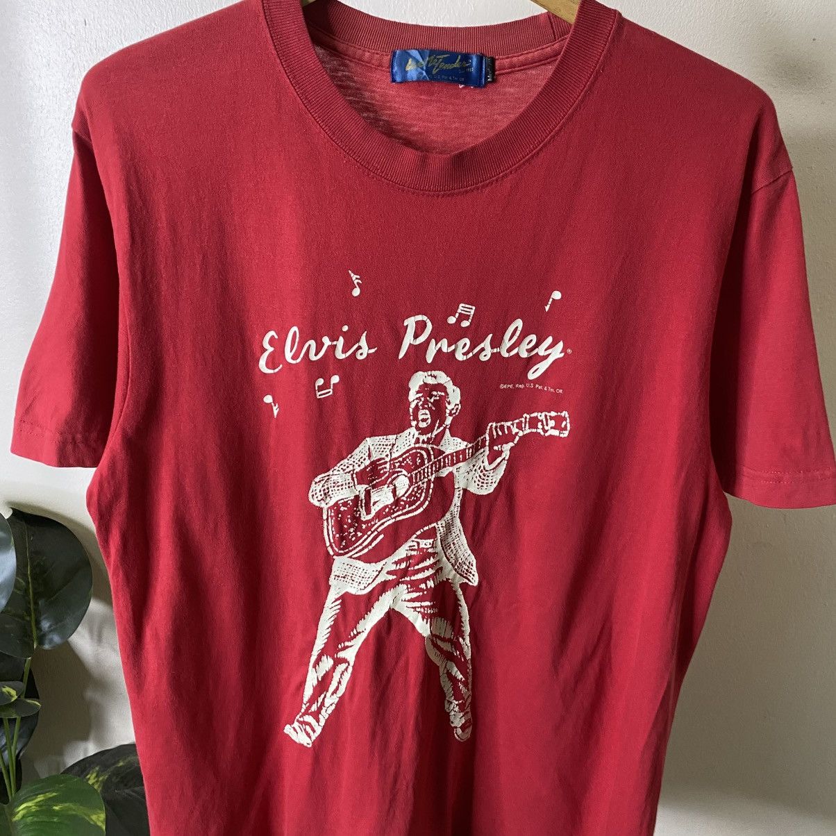 Vintage 2000s Elvis Presley King Rock & Roll T Shirt Size US M / EU 48-50 / 2 - 2 Thumbnail