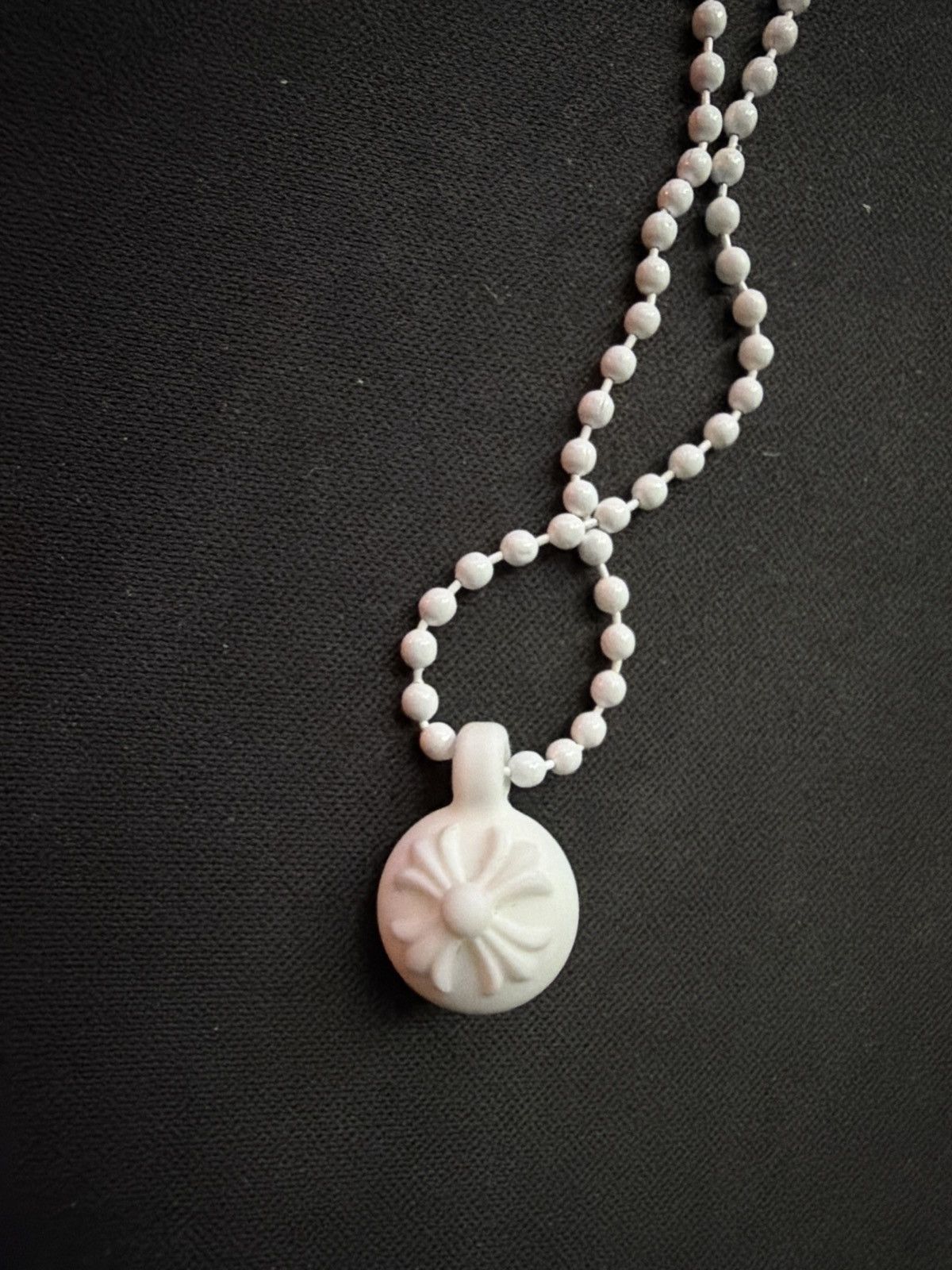 Chrome Hearts Chrome hearts white silicone cross ball chain Size ONE SIZE - 3 Thumbnail