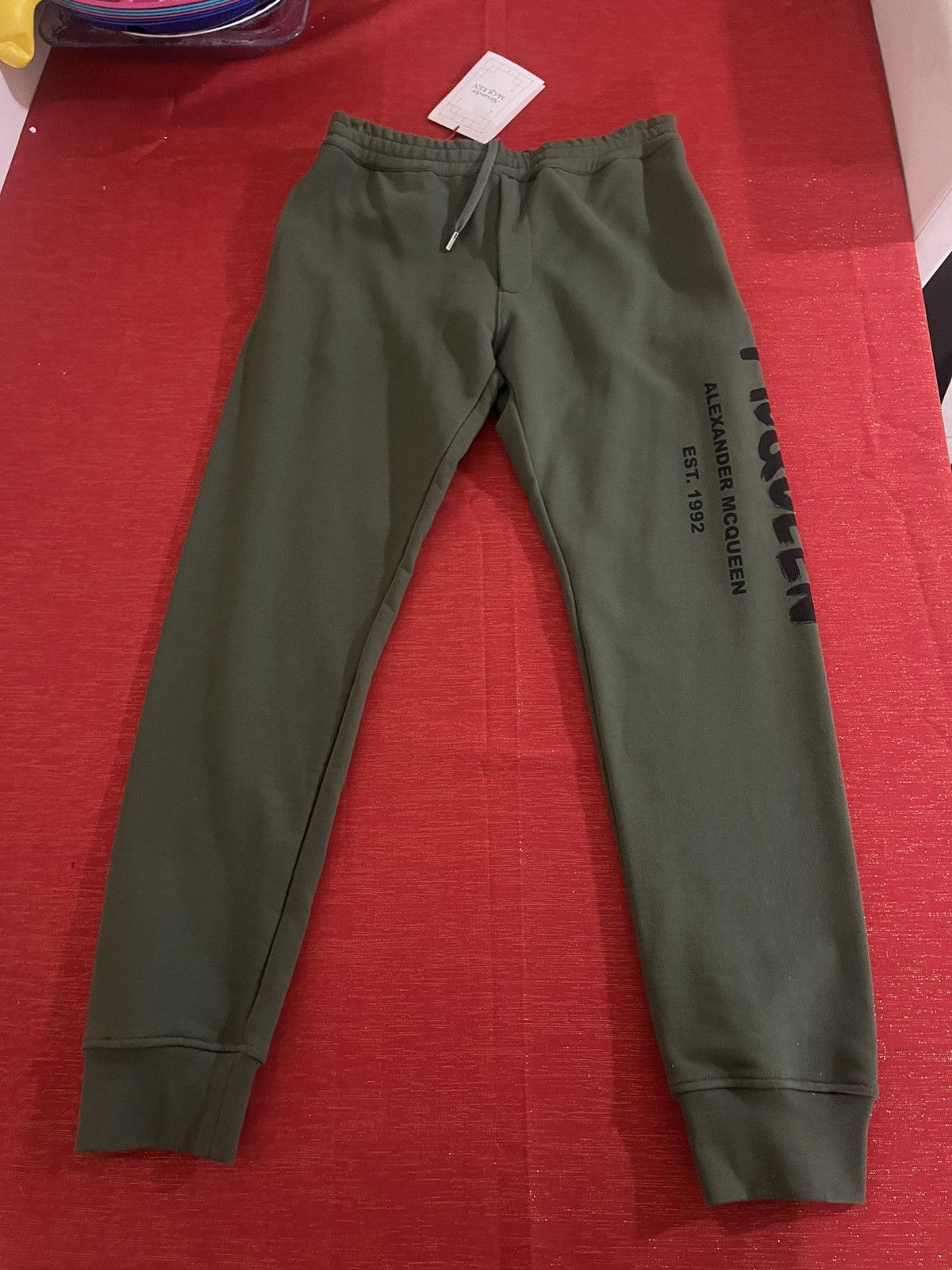 Alexander McQueen Alexander McQueen Graffiti Logo Jogger Pant Sz M Size US 32 / EU 48 - 10 Thumbnail
