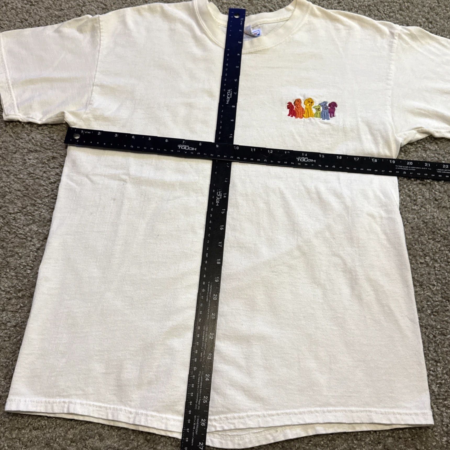 Hanes VINTAGE 90s Embroidered Rainbow Dog Puppy Patch White T-Shirt Hanes M Medium Mens Shirt Size US M / EU 48-50 / 2 - 5 Thumbnail