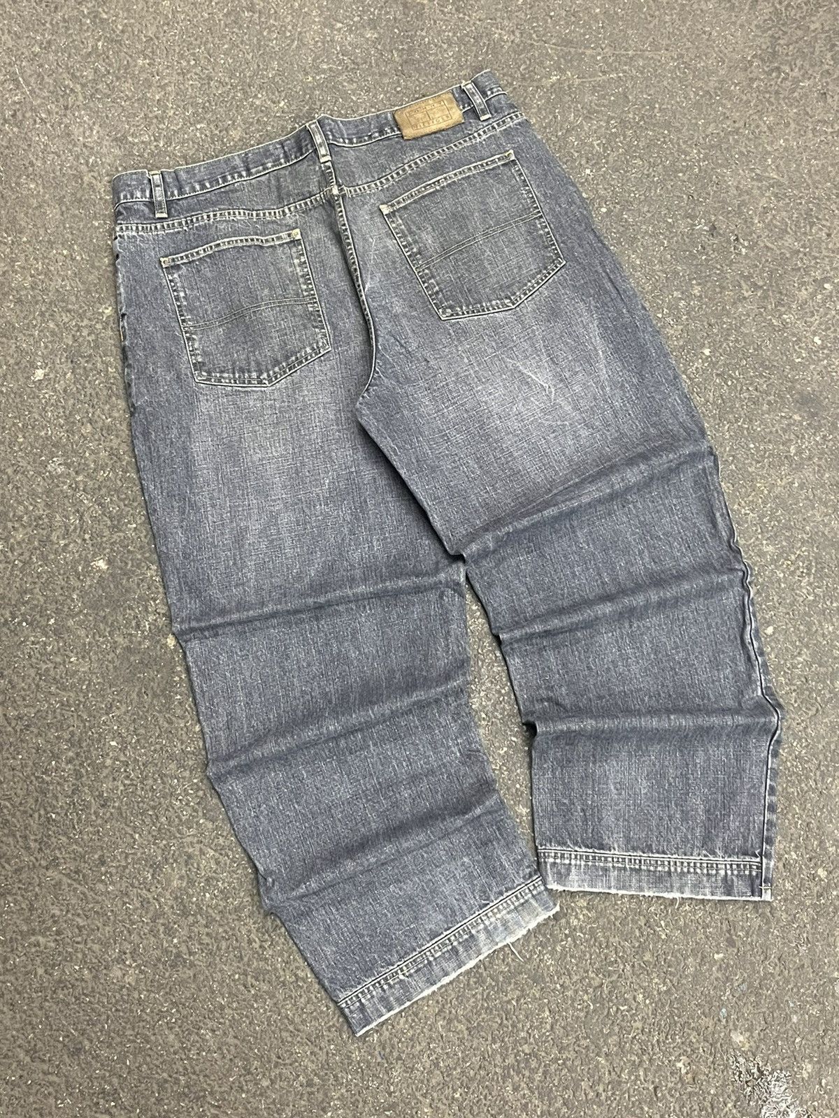 Tommy Hilfiger × Vintage Baggy fit Tommy Hilfiger y2k denim wide leg skater hype rare Size US 38 / EU 54 - 2 Thumbnail