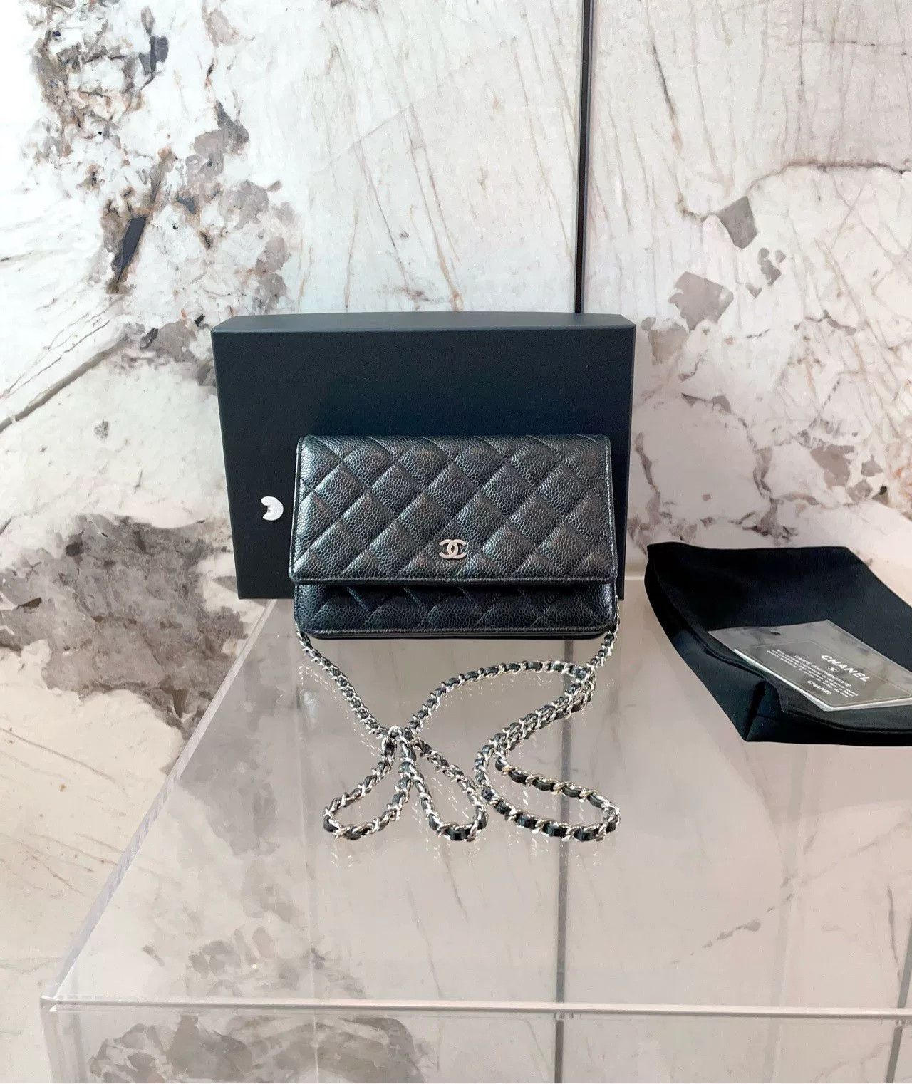 Chanel Pre-loved Bag Very good condition Size ONE SIZE - 1 Thumbnail