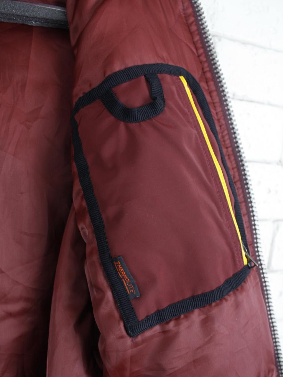 Avirex Avirex MA-1 Bomber Jacket Burgundy Vintage Flight Jacket Size US S / EU 44-46 / 1 - 7 Thumbnail