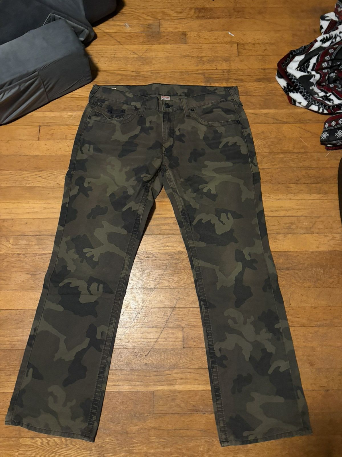 True Religion Not real price but errything is 30-70 bucks a pop dm me Size US 40 / EU 56 - 7 Thumbnail
