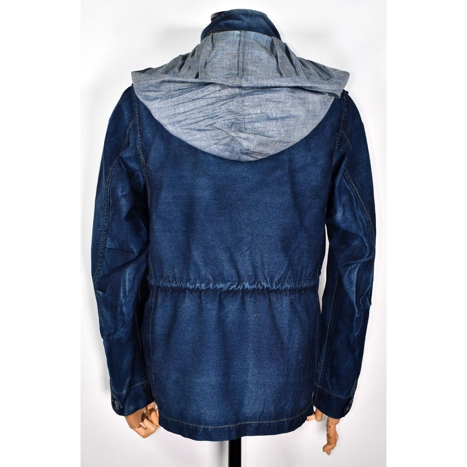 True Religion True Religion Military Jacket Denim Jacket Mens M Blue 100% Genuine Very Good Size M Chest 56cm Length 74cm Length Sleeve 69cm Shoulders 45cm Mens Size US M / EU 48-50 / 2 - 3 Thumbnail