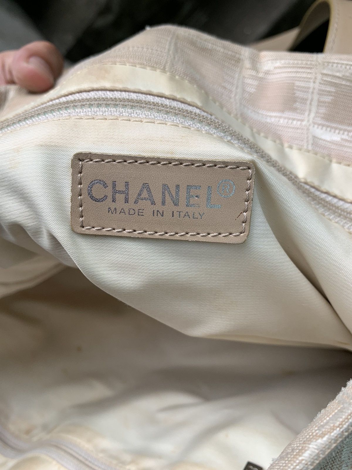 Chanel Travel Line Tote Bag Size ONE SIZE - 12 Thumbnail