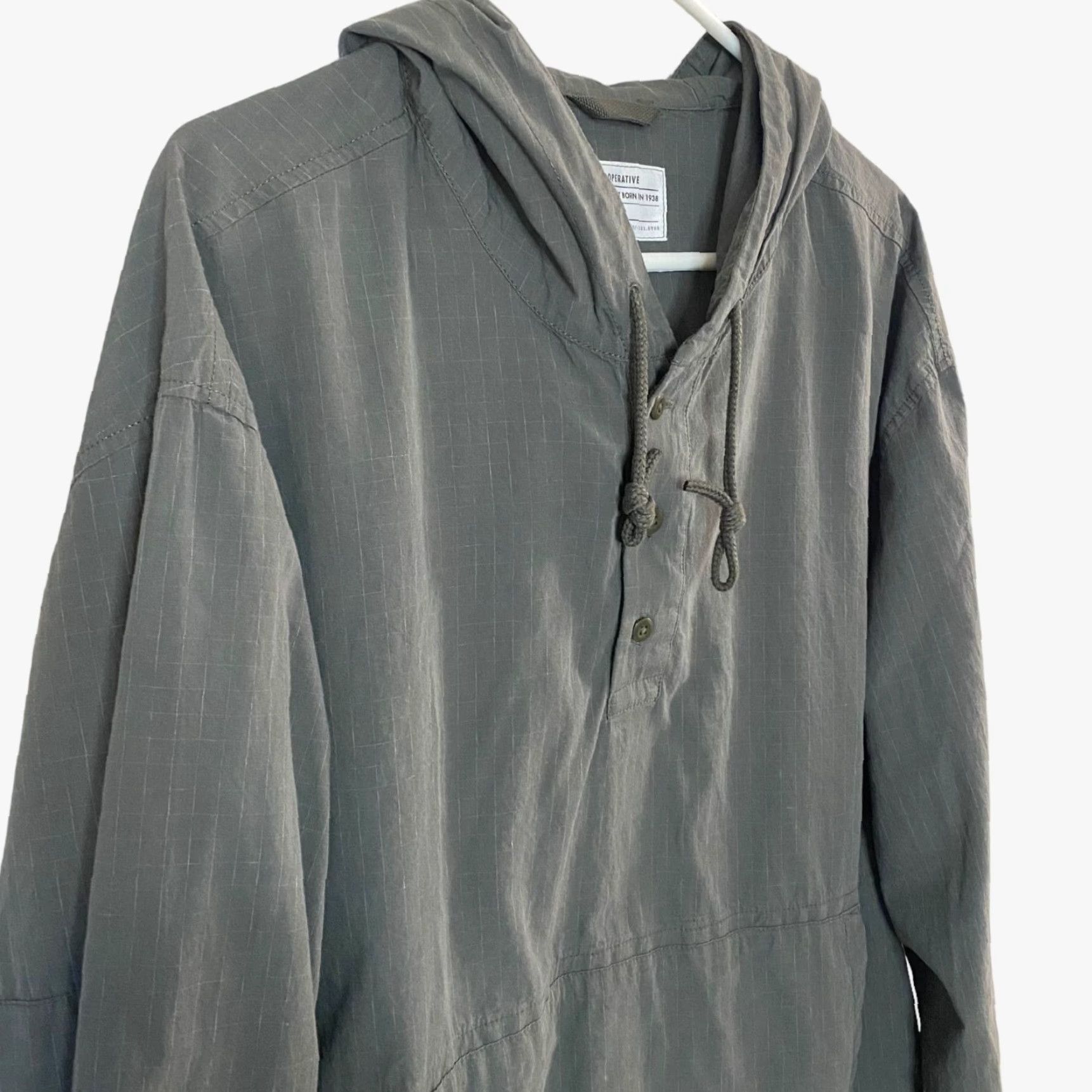 Vintage VINTAGE REI Co Op Trailsmith Woven Pullover Hoodie Mens XL Gray Adjustable 1/4 Button Size US XL / EU 56 / 4 - 4 Thumbnail