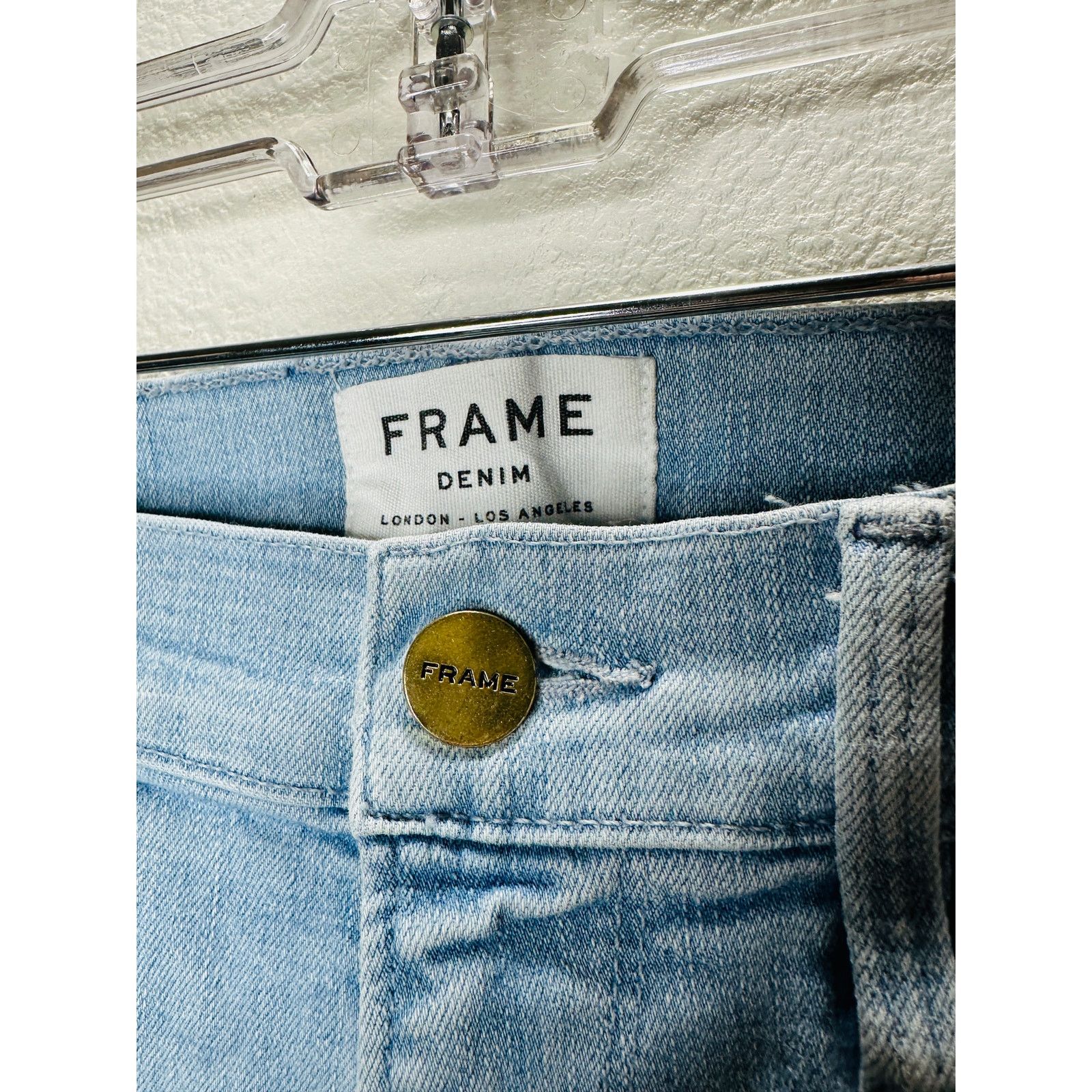 Frame Frame Light Wash Ali High-Rise Cigarette Denim Jeans 28 Size 28" / US 6 / IT 42 - 4 Thumbnail
