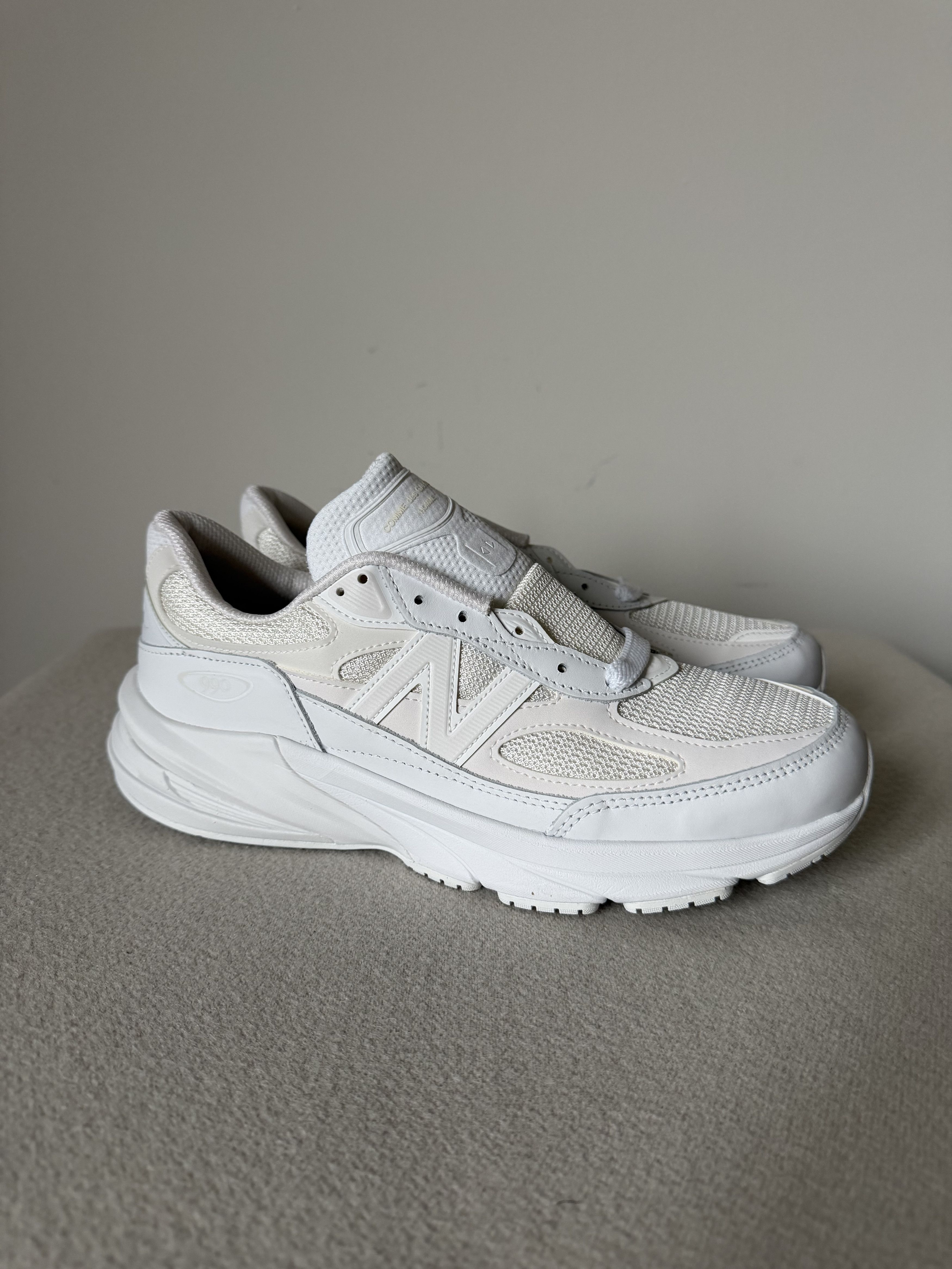 Comme des Garcons New Balance 990v6 in White