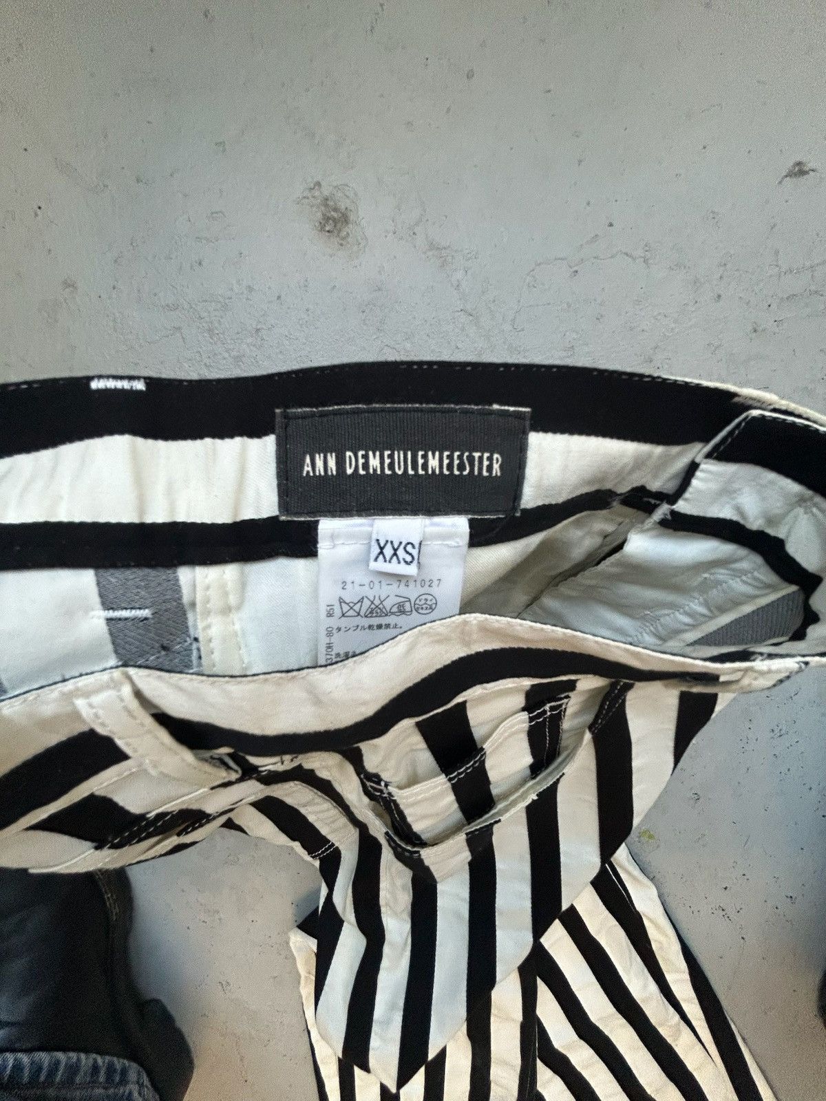 Ann Demeulemeester Ann Demeulemeester Striped Pants Size US 26 / EU 42 - 4 Thumbnail