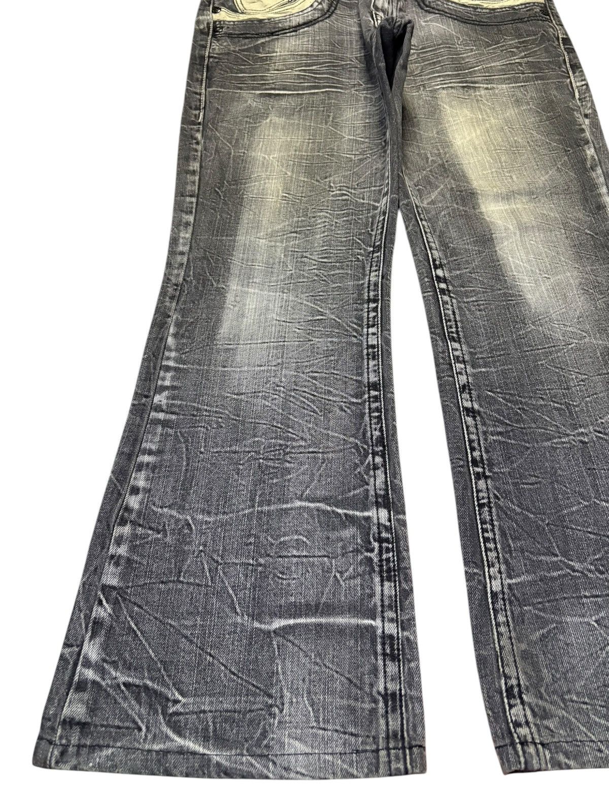 Japanese Brand Vintage Japanese Blow by Blue Cracked Wash Flare Jeans Size US 33 - 6 Thumbnail