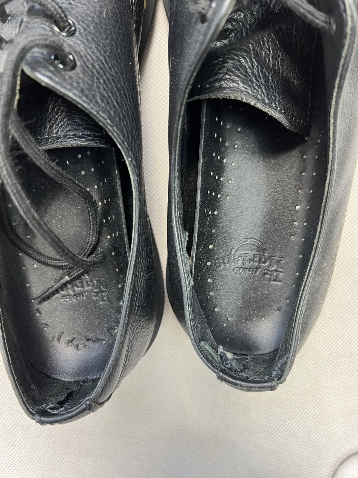 Dr. Martens Shoes Dr. Martens 24256 Black Size US 8 / EU 41 - 4 Thumbnail