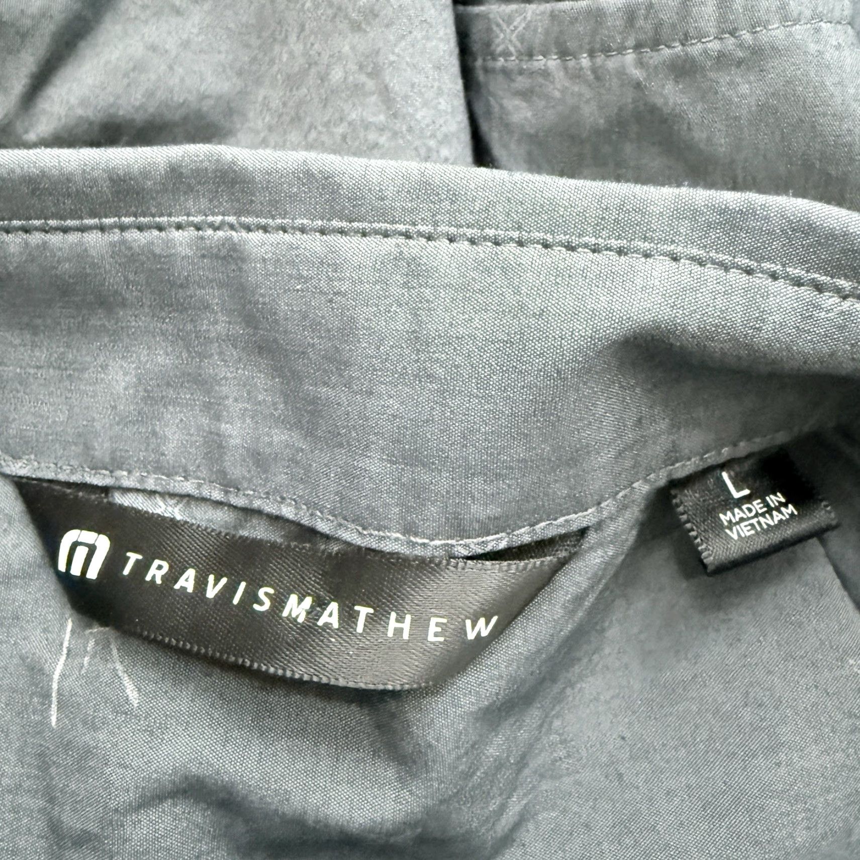 TravisMathew Travis Mathew Shirt Grey Short Sleeve Button-Down Mens L Casual Everyday Adults Mens L Gray Button-Up Casual Shirt Size US 33 - 4 Thumbnail