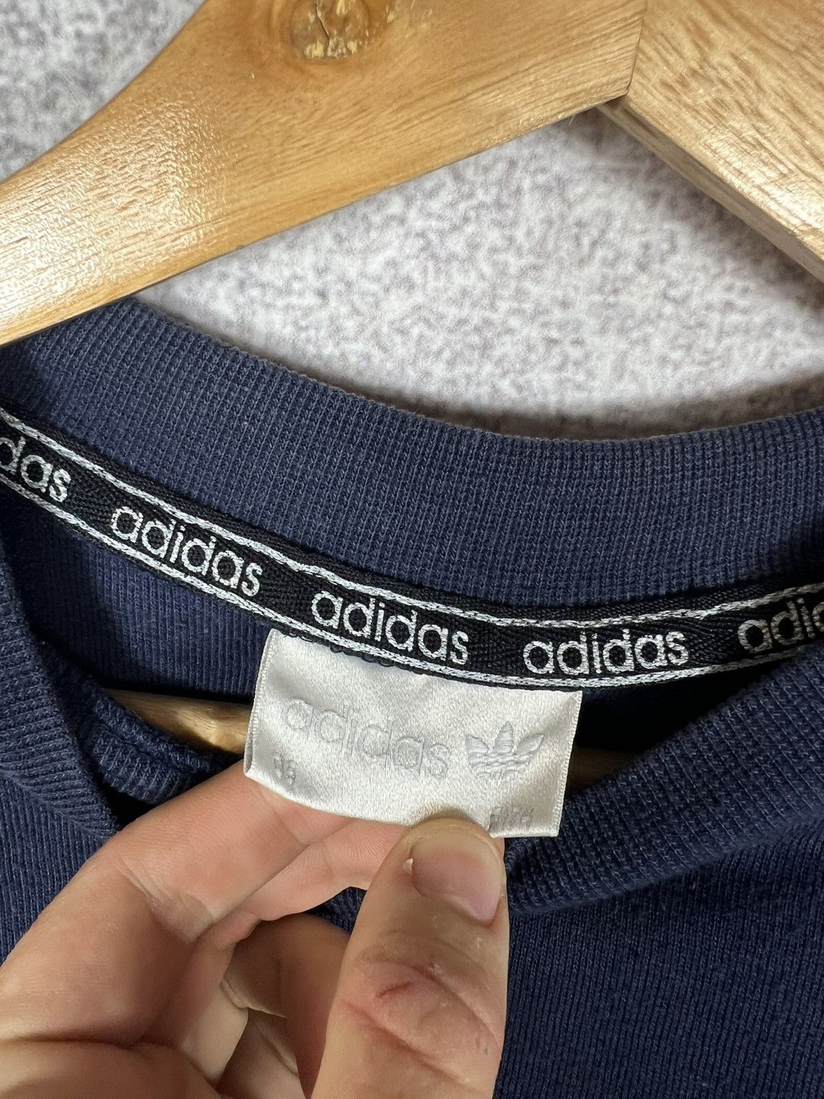 Adidas Vintage Adidas Small Logo Oversized Sweatshirt Size US M / EU 48-50 / 2 - 6 Thumbnail