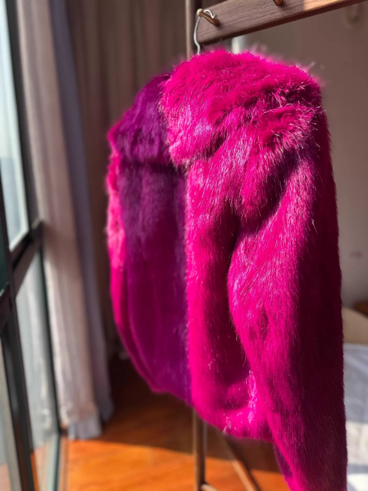 Dries Van Noten Dries Van Noten Runway Eco-Fur Coat Women's S Size S / US 4 / IT 40 - 5 Thumbnail