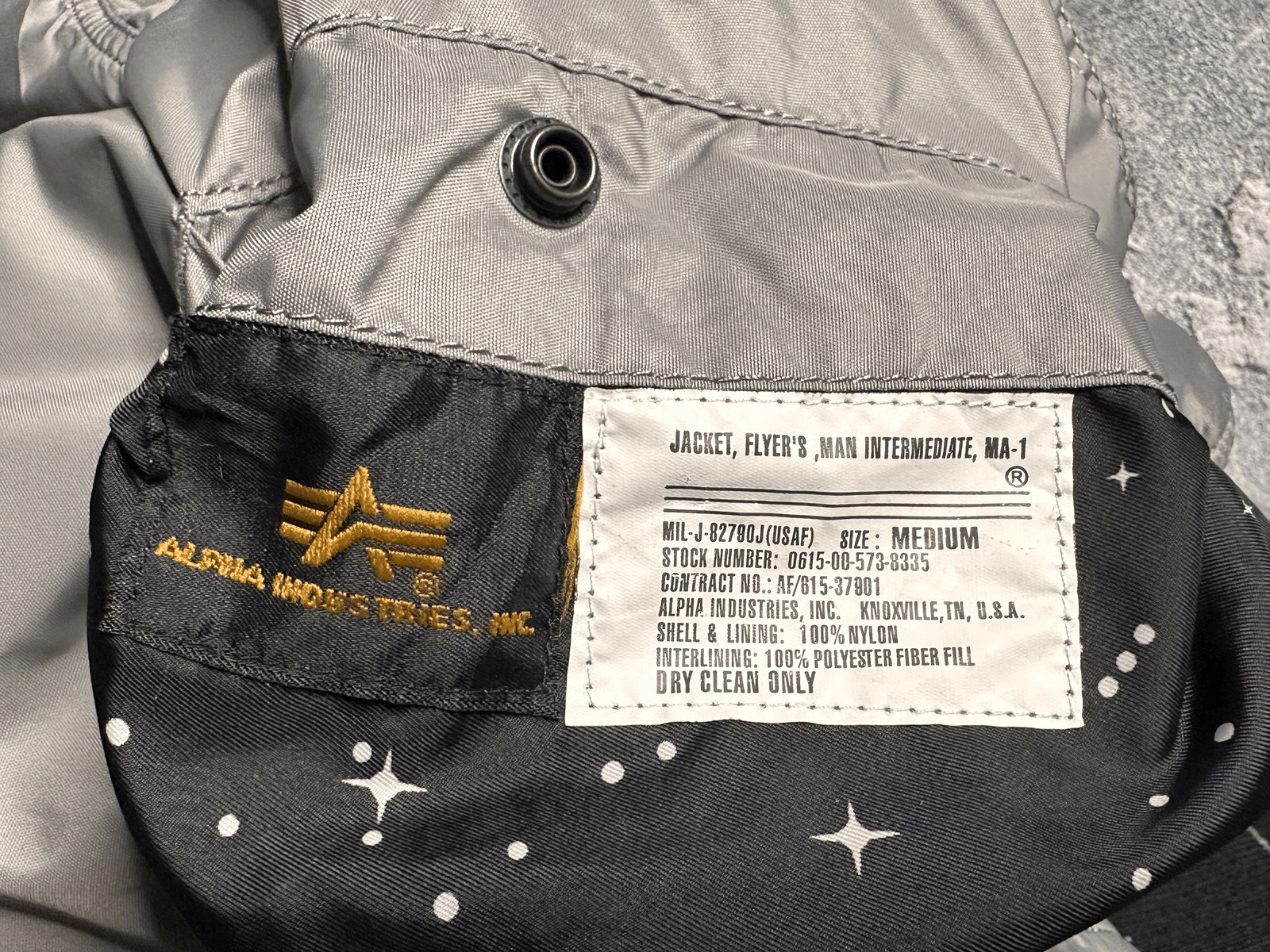 Alpha Industries Alpha Industries flyer's man intermediate ma-1 M Size US M / EU 48-50 / 2 - 8 Thumbnail