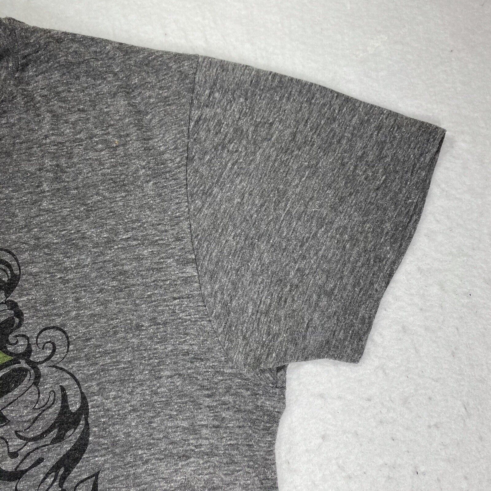 Universal Studios Harry Potter School Of Witchcraft & Wizardry Small T-Shirt Size US S / EU 44-46 / 1 - 4 Thumbnail