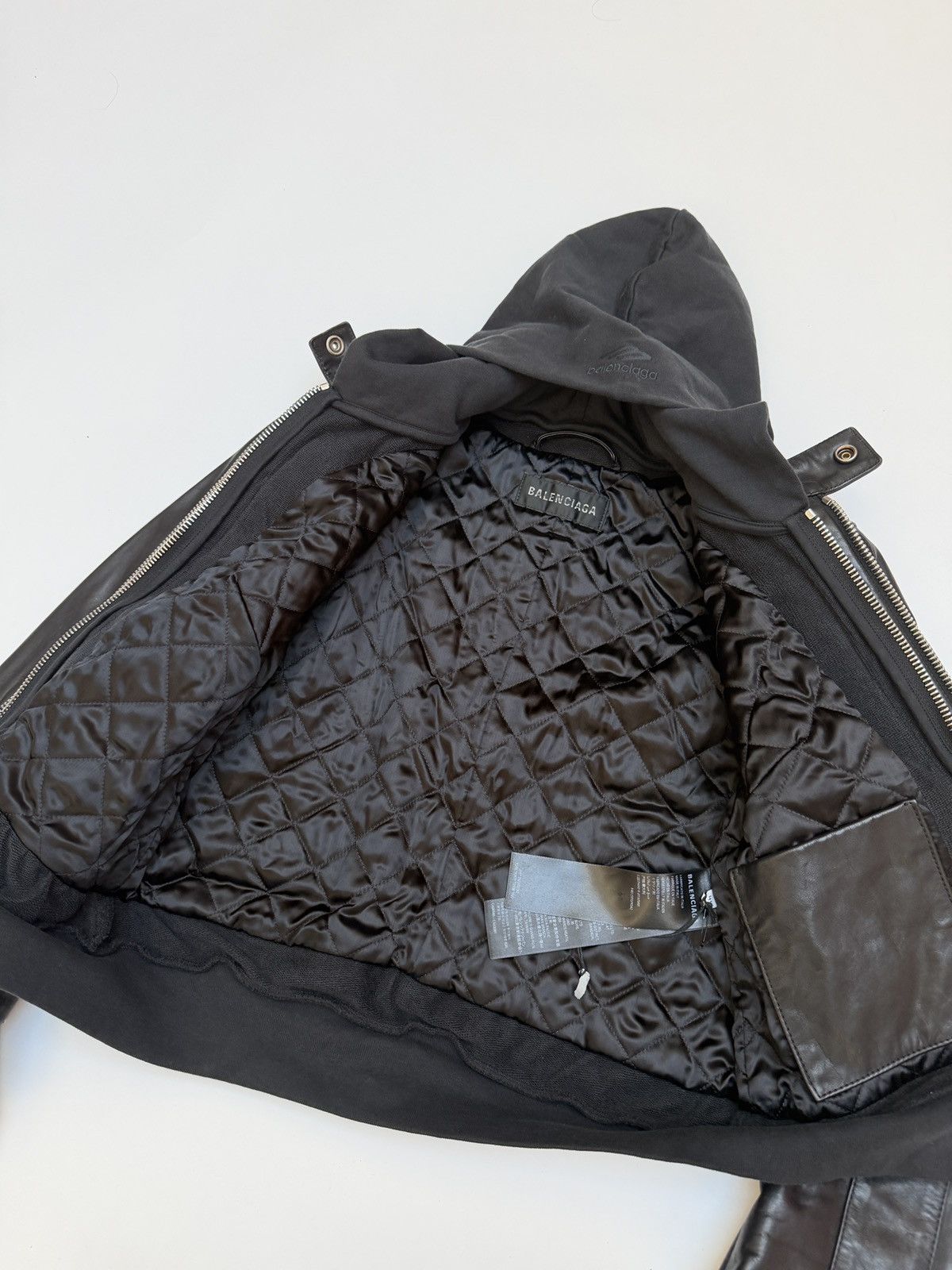 Balenciaga Balenciaga Shrunk Racer Hooded Layer Jacket Black Leather Size US XS / EU 42 / 0 - 12 Thumbnail