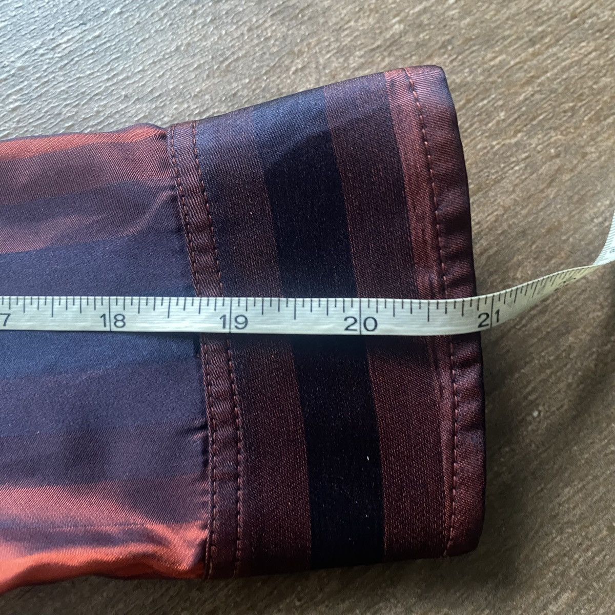 Gucci F/W 1997 Gucci by Tom Ford Runway Red Ombré Stripe Silk Size S / US 4 / IT 40 - 8 Thumbnail
