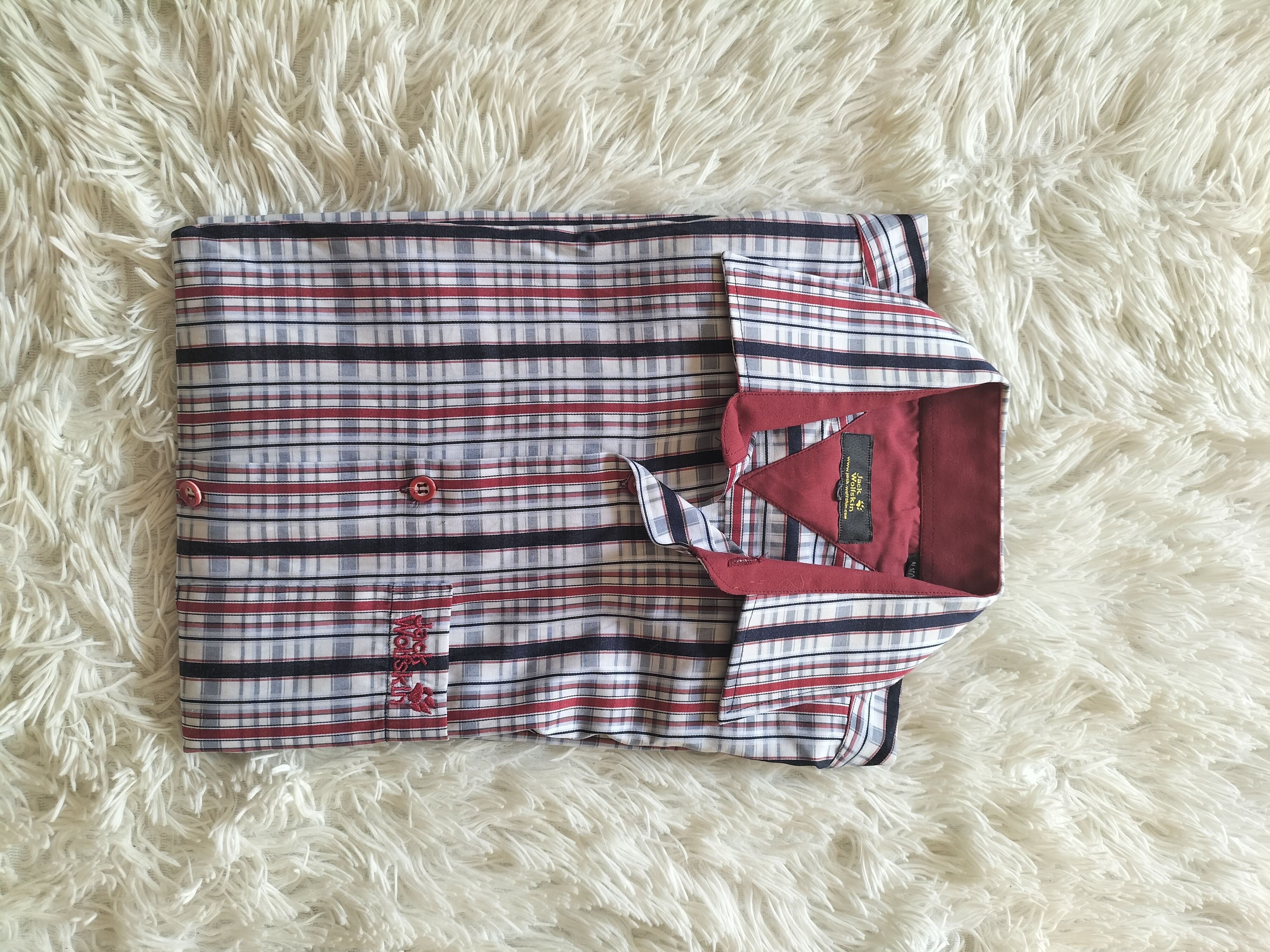 Jack Wolfskins Jack wolfskin checkered short sleeve shirt | Grailed