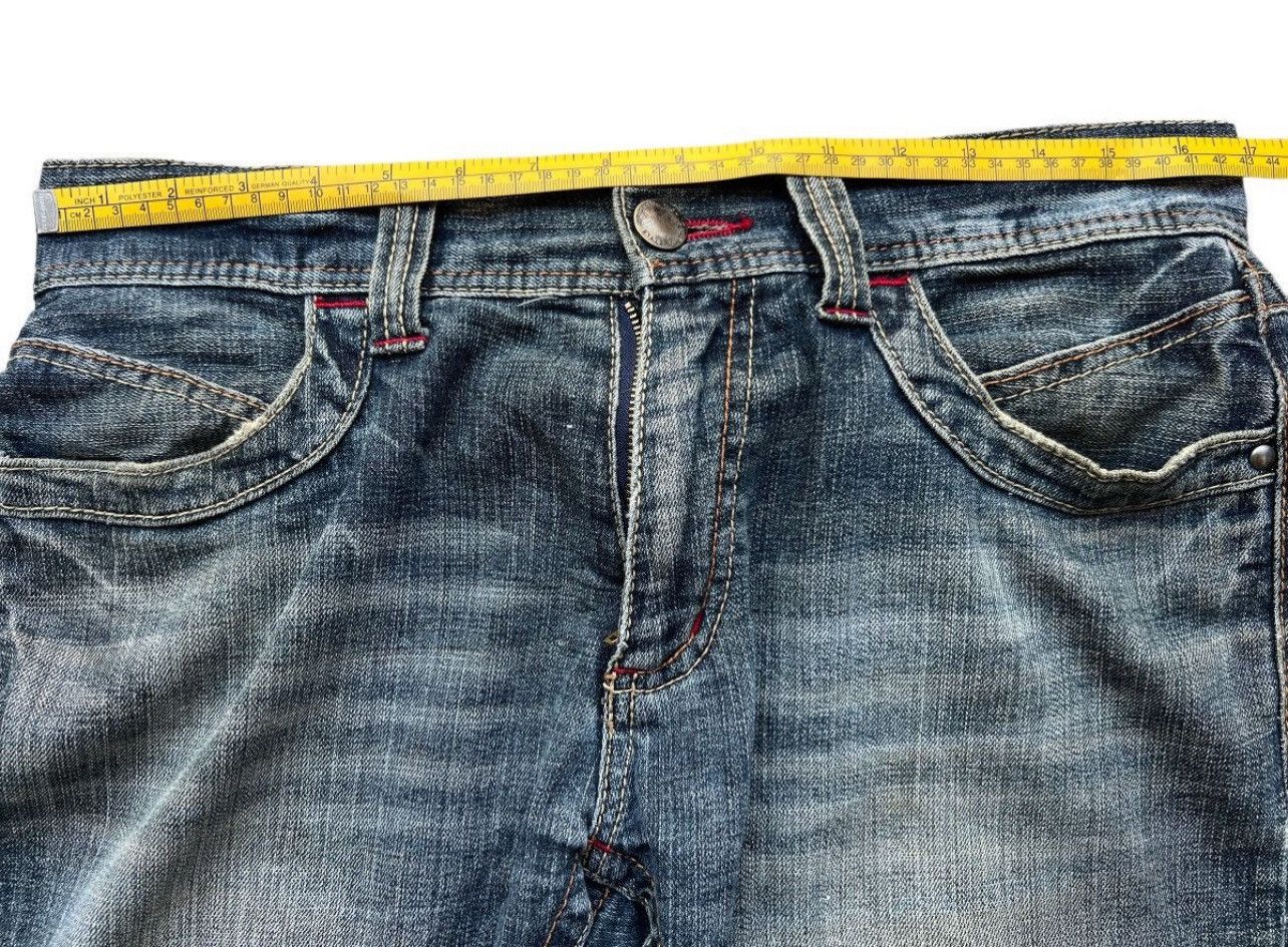 Japanese Brand Daily Topic Punk Gothic Distressed Denim Jeans 34x31 Size US 34 / EU 50 - 11 Thumbnail