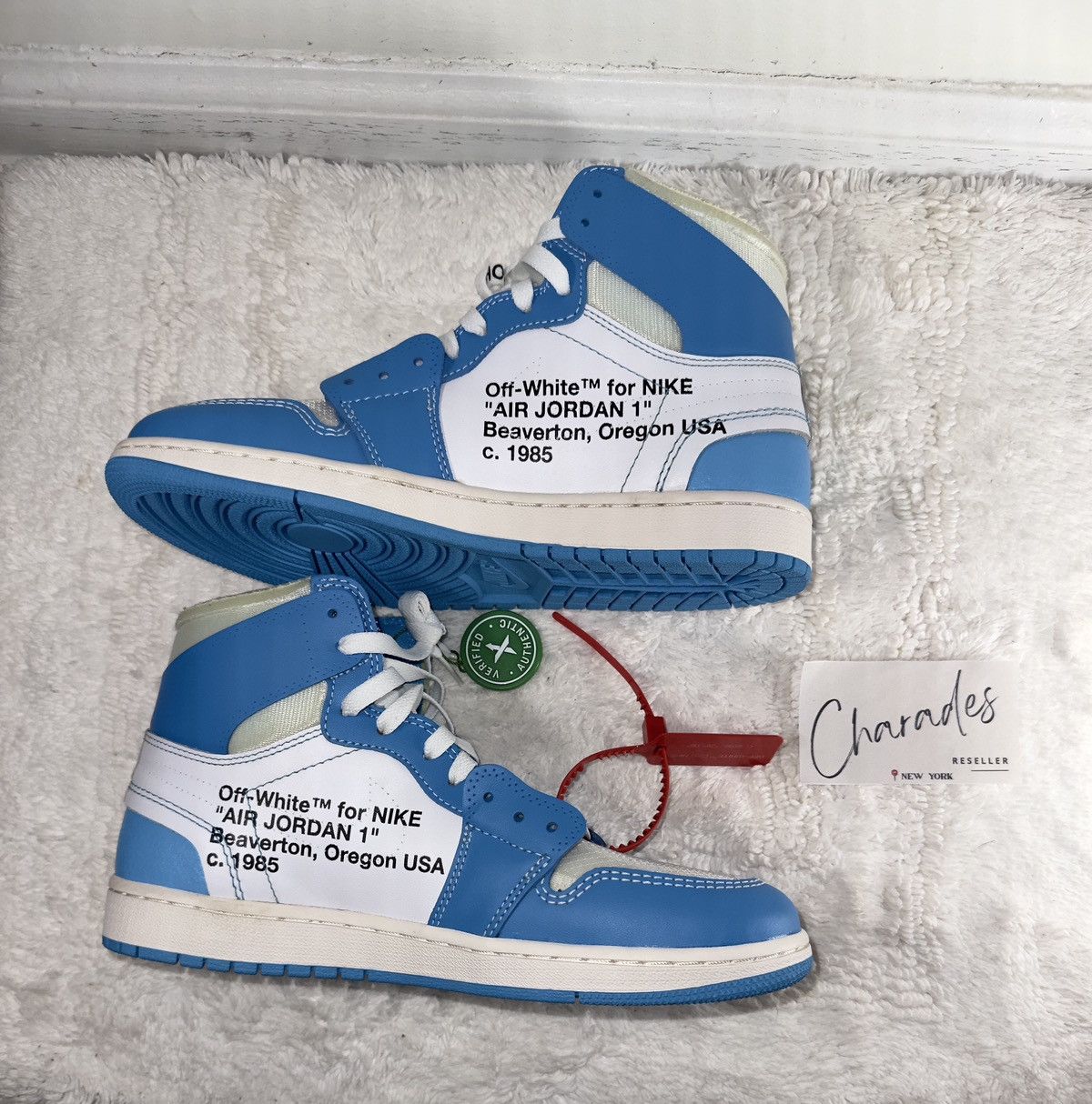 Jordan Brand × Nike × Off-White Jordan 1 Retro High Off-White University Blue Size US 9.5 / EU 42-43 - 3 Thumbnail
