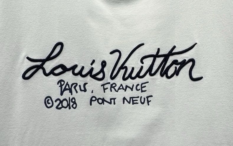 Louis Vuitton Louis Vuitton White embroidered short sleeve 2503-Nextarrow Size US S / EU 44-46 / 1 - 6 Thumbnail