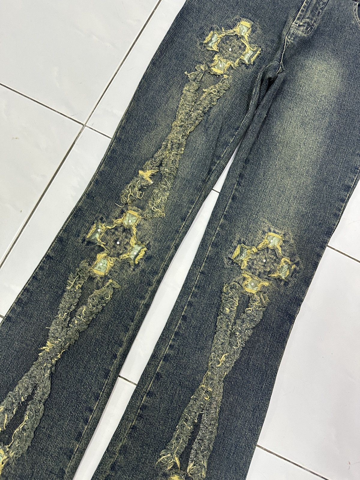 Japanese Brand × Vintage HAPHAZARD JEANS Distressed Jeans Size US 26 / EU 42 - 7 Thumbnail