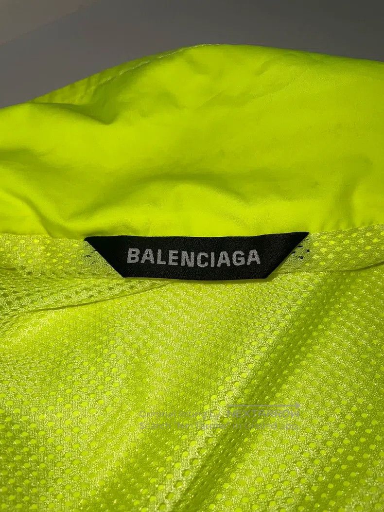 Balenciaga Balenciaga Loose Drop Shoulder Long Sleeve Jacket Neon Yel Size US M / EU 48-50 / 2 - 6 Thumbnail