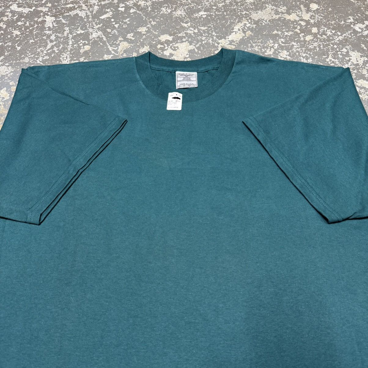 Nike Vintage Nike Forest Green Blank No Swoosh 90s Tshirt USA Size US XL / EU 56 / 4 - 3 Thumbnail