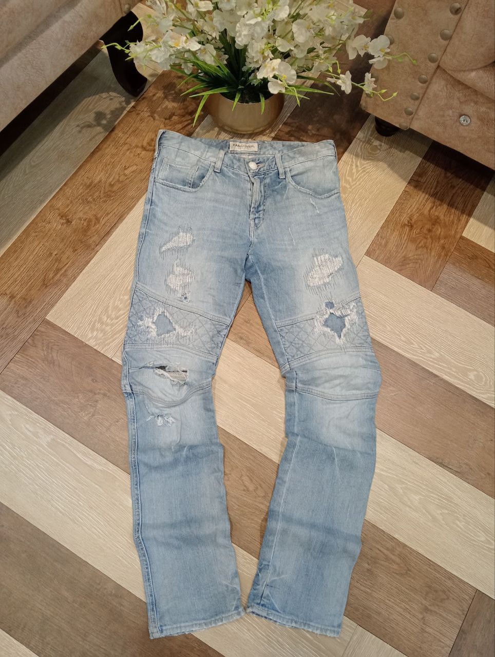Vanquish VANQUISH JAPAN DISTRESSED BIKER JEANS - SIZE 30 Size US 30 / EU 46 - 1 Thumbnail