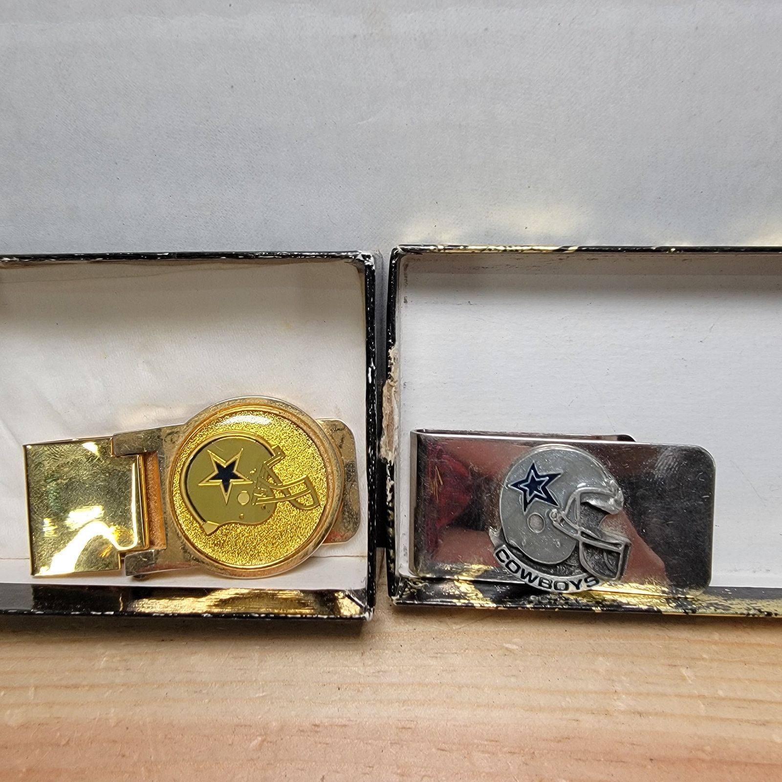 NFL Set of 2 Dallas Cowboys Money Clips: Gold & Silver Colors Size ONE SIZE - 1 Thumbnail