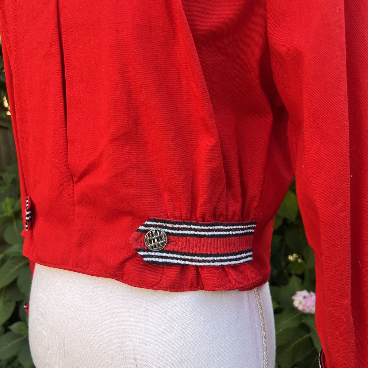 Vintage Vintage 1980’s bright red Jagged Edge cropped jacket Size M / US 6-8 / IT 42-44 - 5 Thumbnail