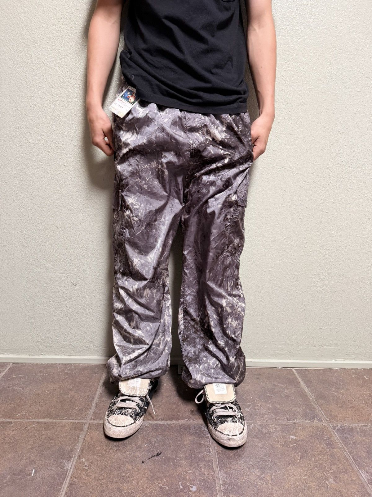 Pleasures Pleasures Camo Nylon cargo pants Size US 36 / EU 52 - 2 Thumbnail