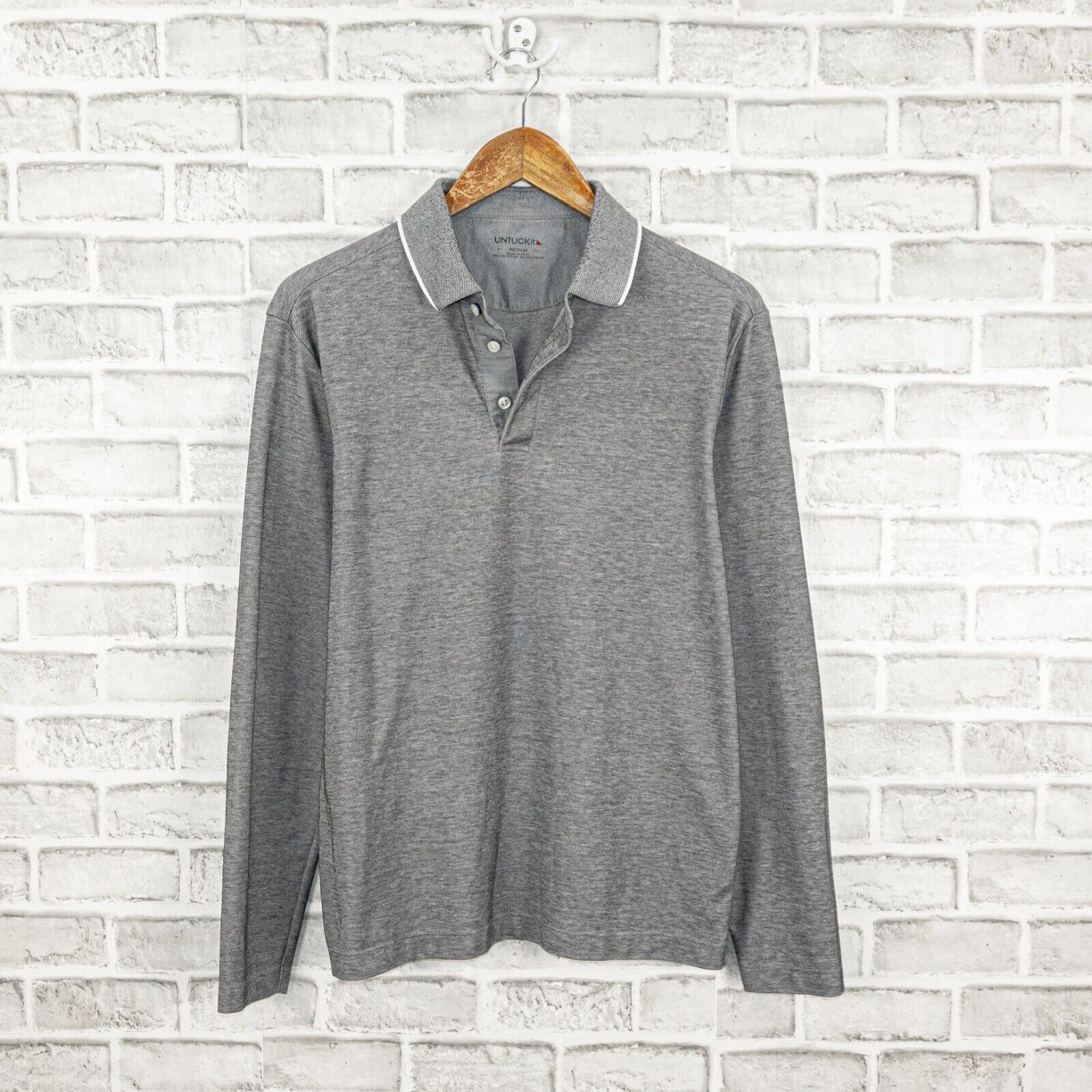 UNTUCKit UNTUCKit Men's Long Sleeve Polo Shirt in Gray cotton poly ...