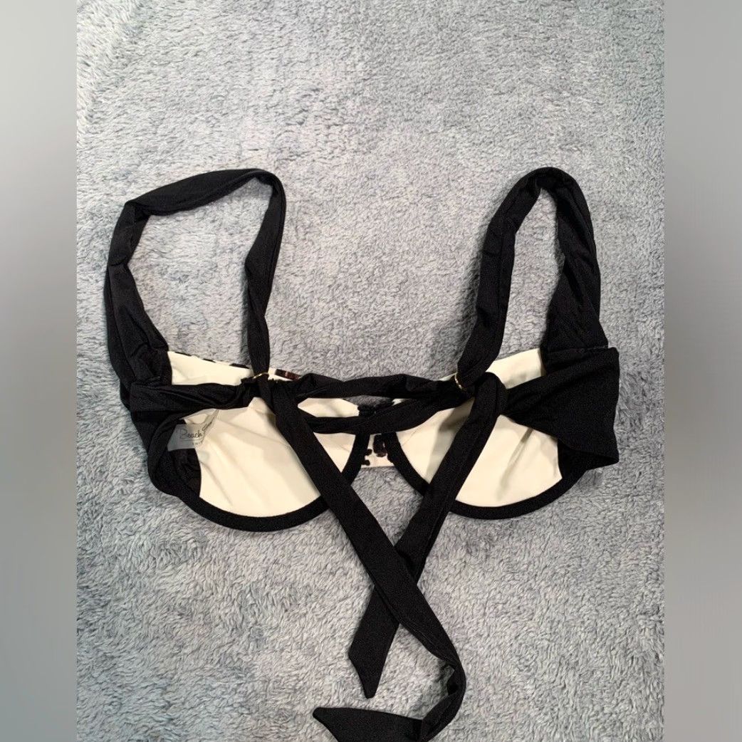 Vintage Beach Bunny Leopard Swim Top Large Beach Bunny Leopard swim top L Black Women Bikini Woman Size L / US 10 / IT 46 - 8 Thumbnail
