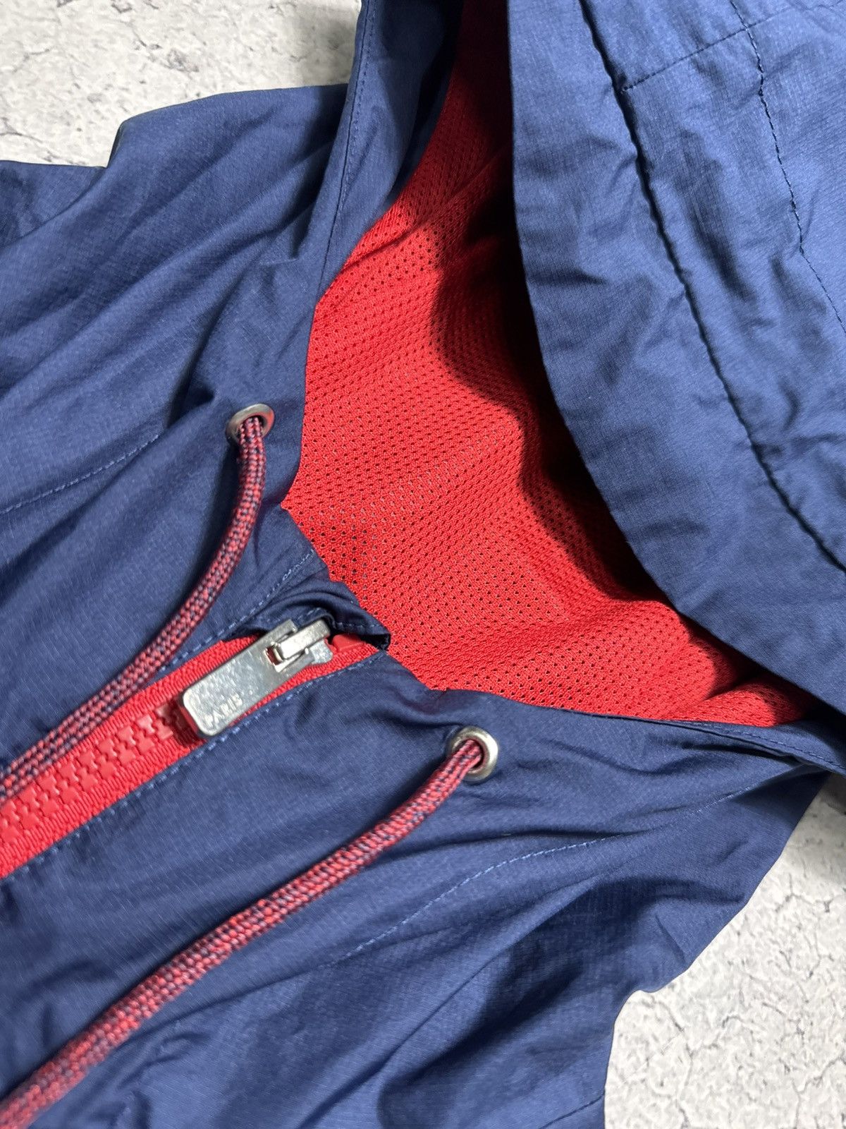 Nike Nike FC PSG Paris Saint Germain Nylon Full Zip Jacket Y2K Size US S / EU 44-46 / 1 - 6 Thumbnail