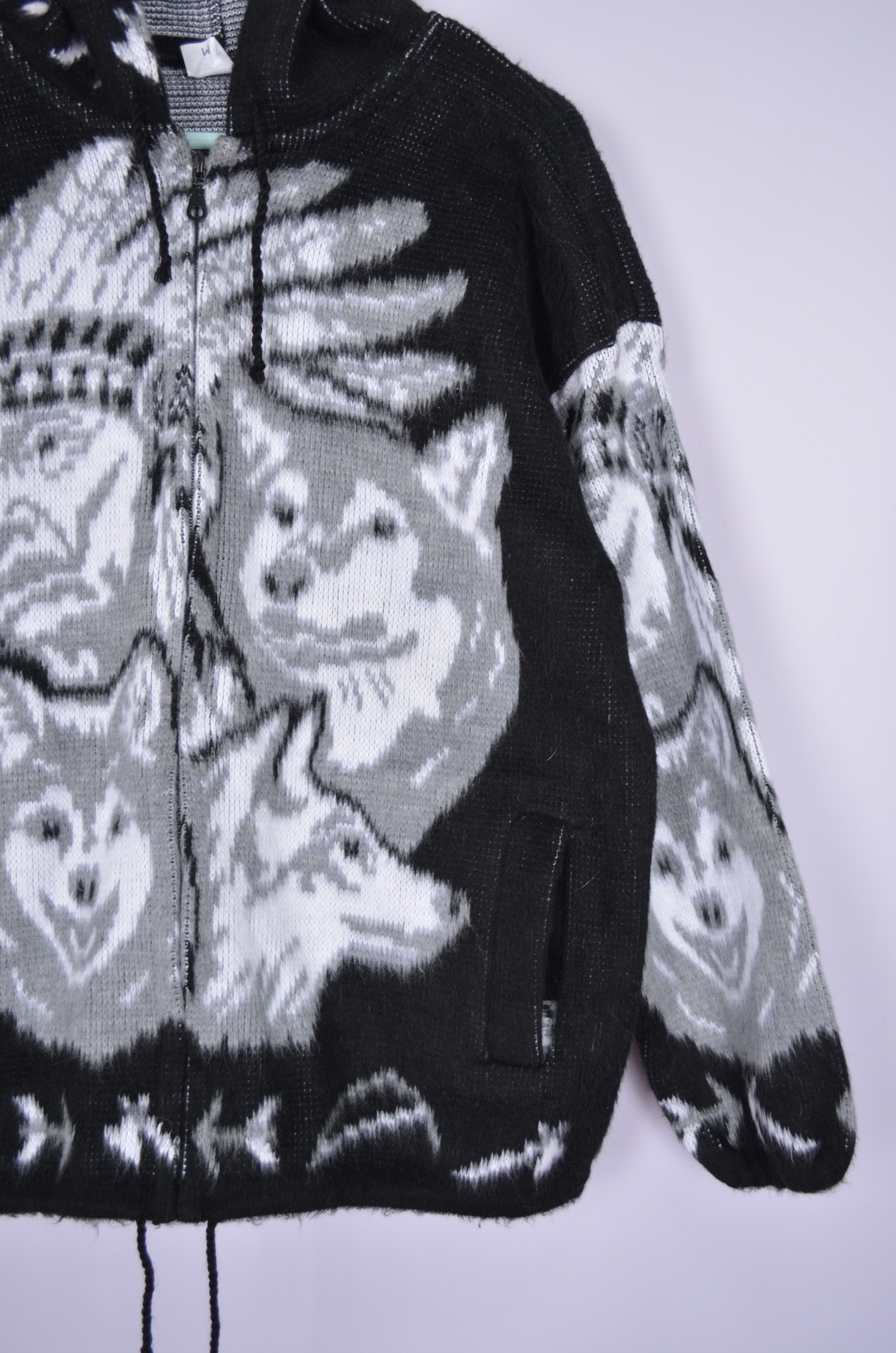 Vintage VTG Native American Wolf Sweater M Black White Wool Full Zip Size US M / EU 48-50 / 2 - 4 Thumbnail