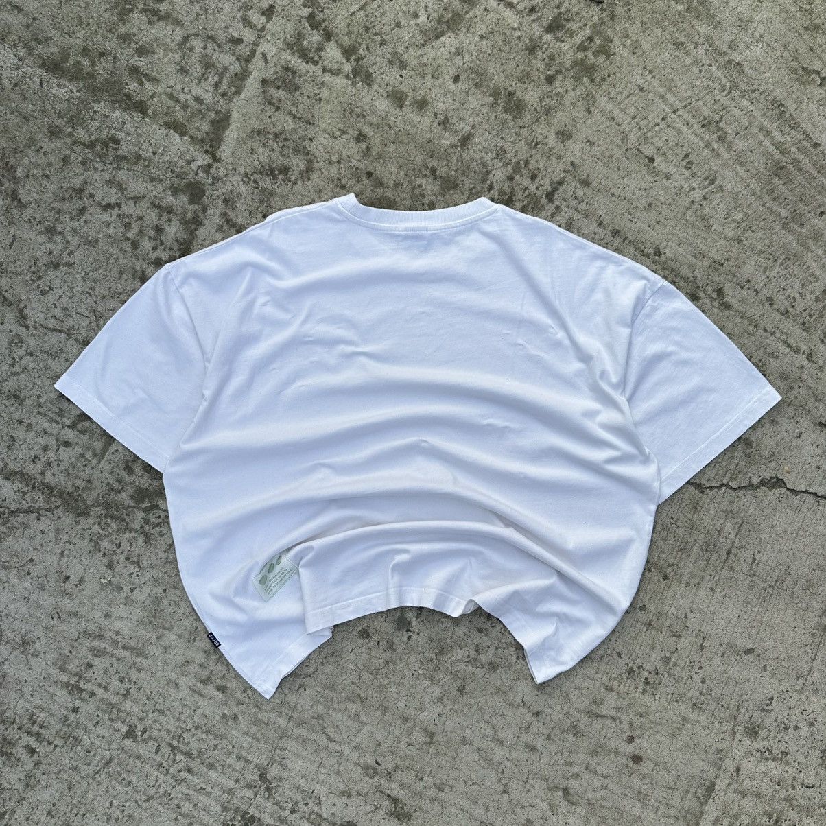 20471120 Vintage Man’s Cropp T-shirts Big Logo Boxy Fit Size XL Y2K Size US XL / EU 56 / 4 - 2 Thumbnail
