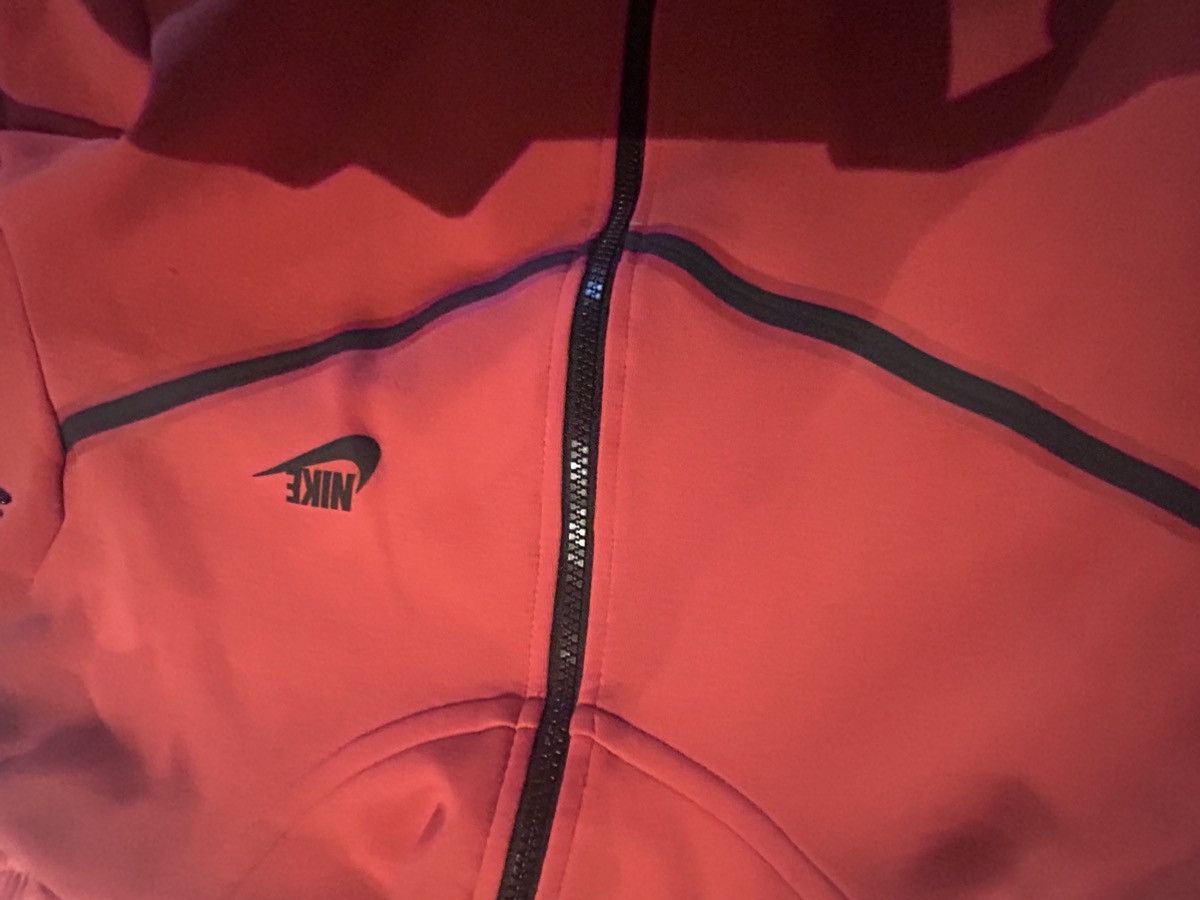 Nike Nike Tech Fleece FULL SUIT “Lobster red” sz M tall top L bot Size US L / EU 52-54 / 3 - 4 Thumbnail